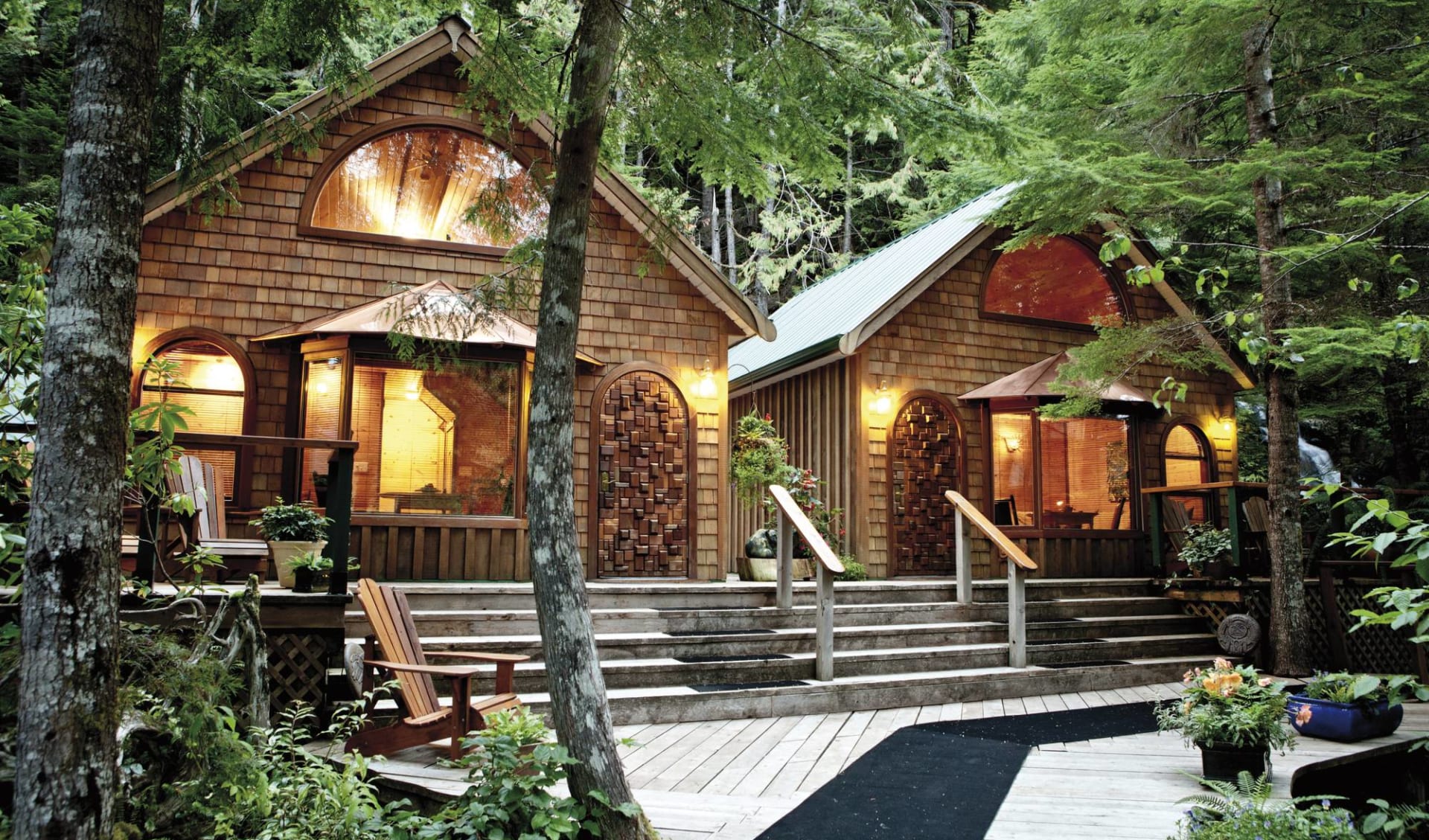 Nimmo Bay Resort in Port McNeill: Nimmo Bay Wilderness Resort - Forestview Cabins c Jeremy