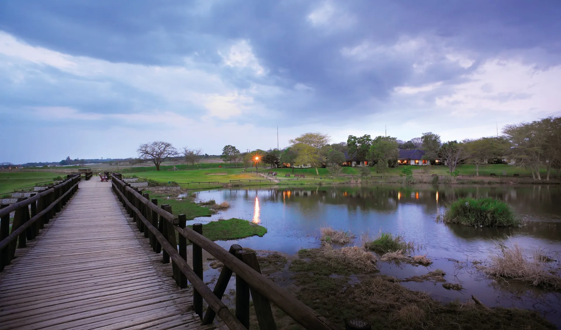 Sabi River Sun Resort in Hazyview: Sabi River Sun Resort - Blick auf Hotelanlage