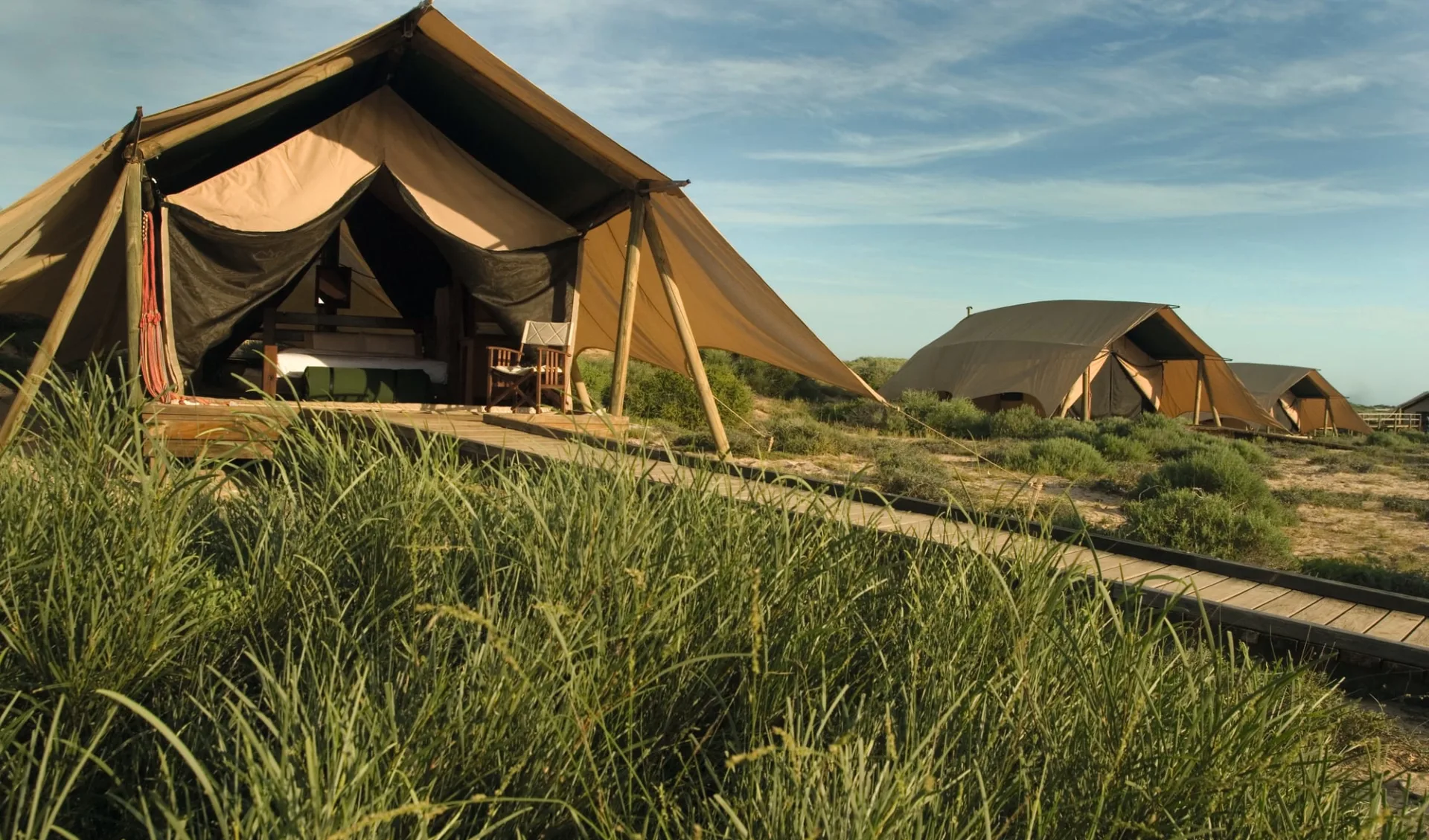 Sal Salis in Exmouth: Exterior Sal Salis Westaustralien Australien Wilderness Tent von aussen