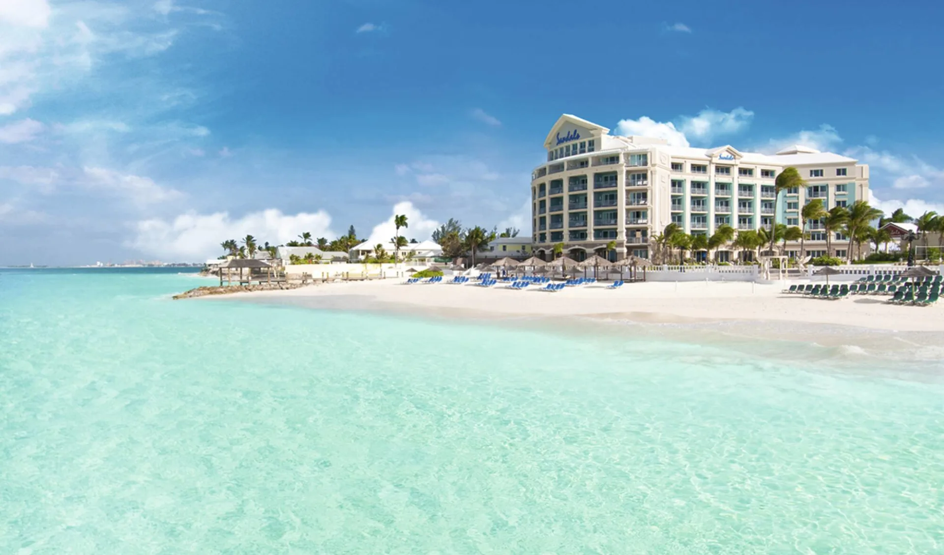 Sandals Royal Bahamian in Cable Beach: exterior sandals royal bahamian hotelansicht strand meer