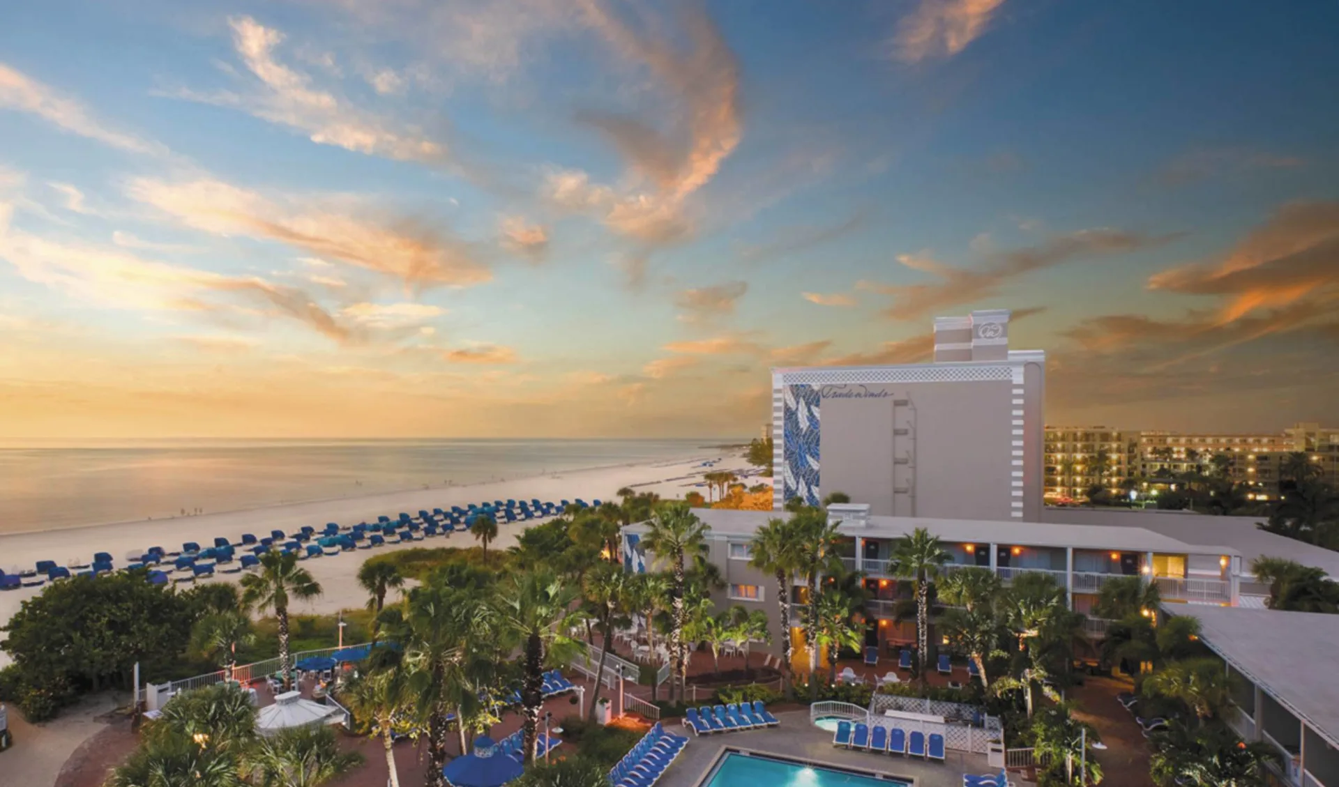 Tradewinds Island Grand Beach Resort in St. Pete Beach: exterior tradewinds island grand hotelansicht gartenanlage