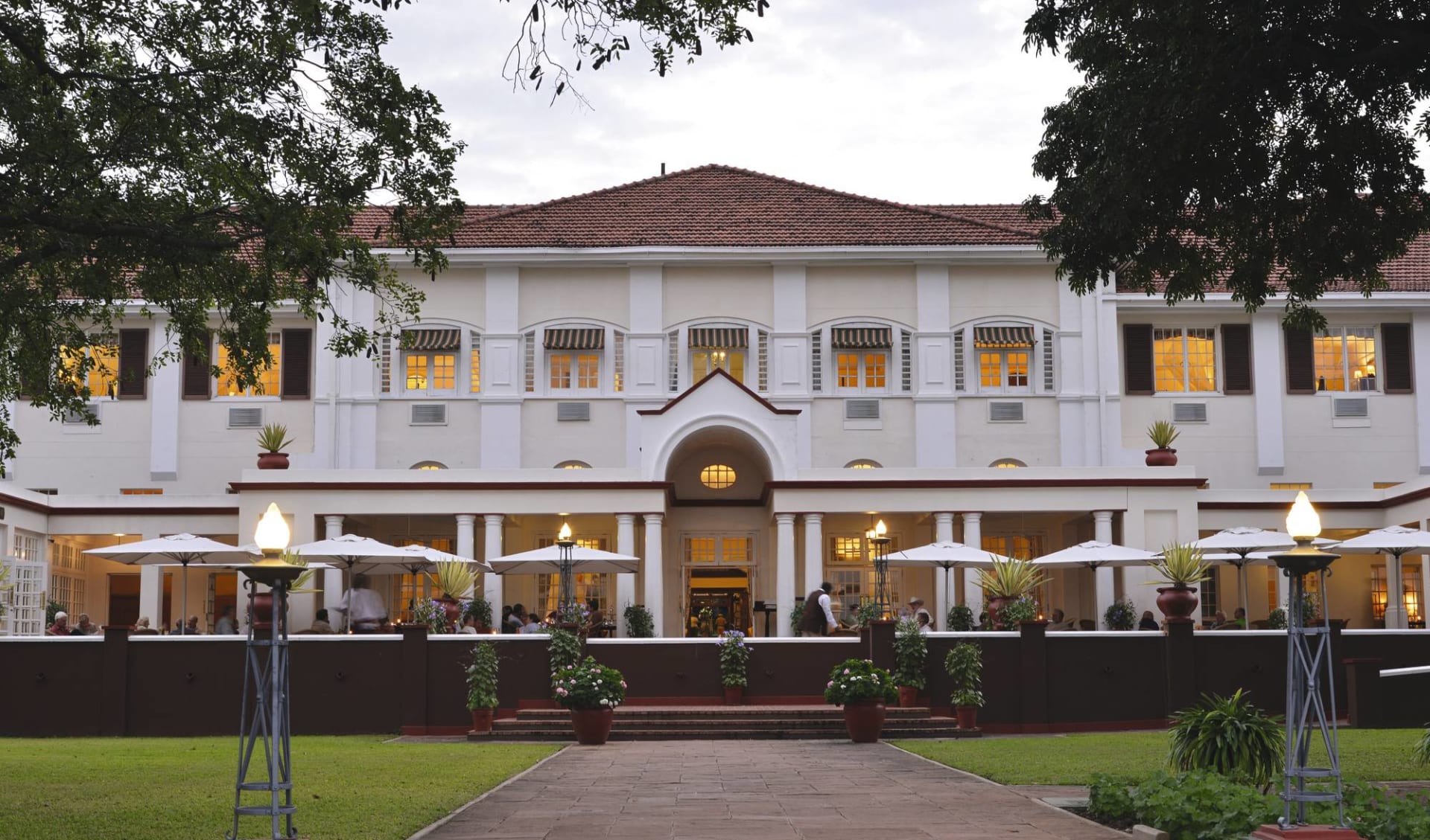 The Victoria Falls Hotel:  Victoria  Falls Hotel