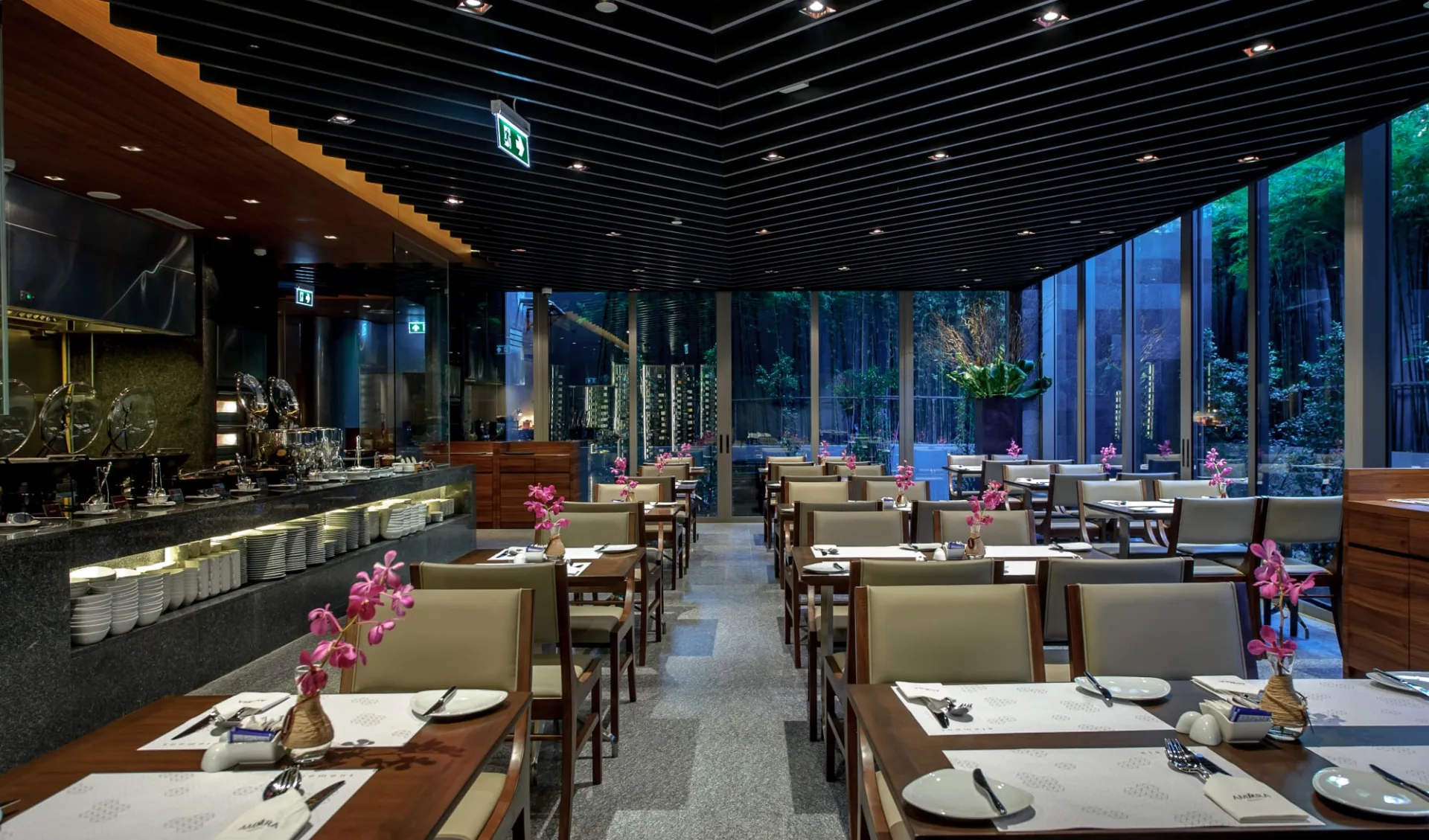 Amara Bangkok: Element Restaurant