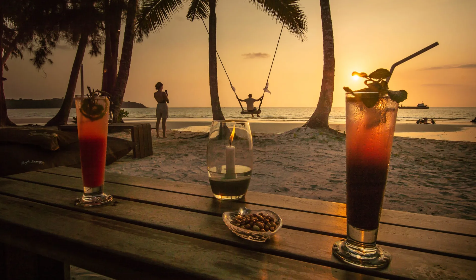 High Season Pool Villa & Spa in Ko Kood:  Season Bar