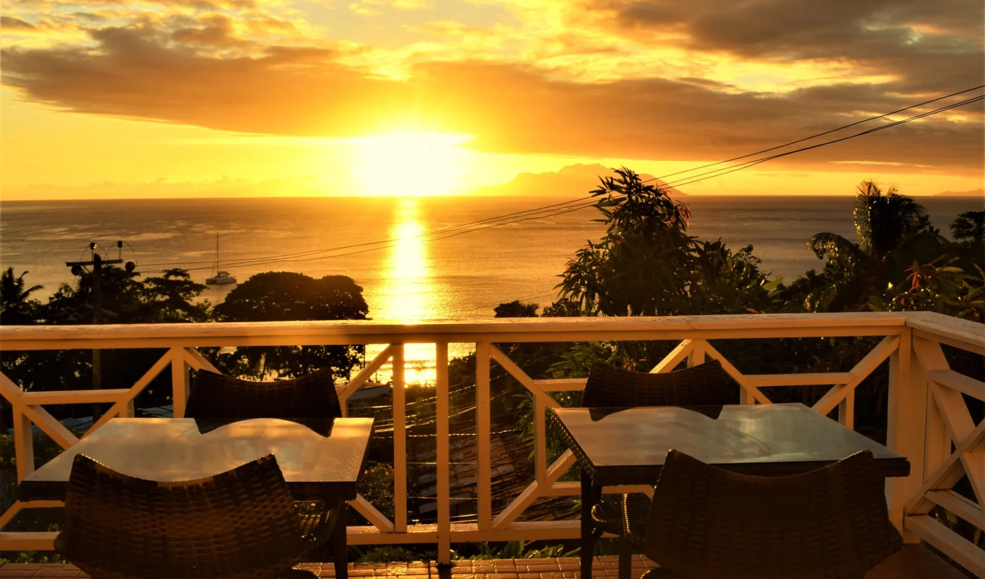 Villa Roscia in Mahé:  Terrace Sunset 1