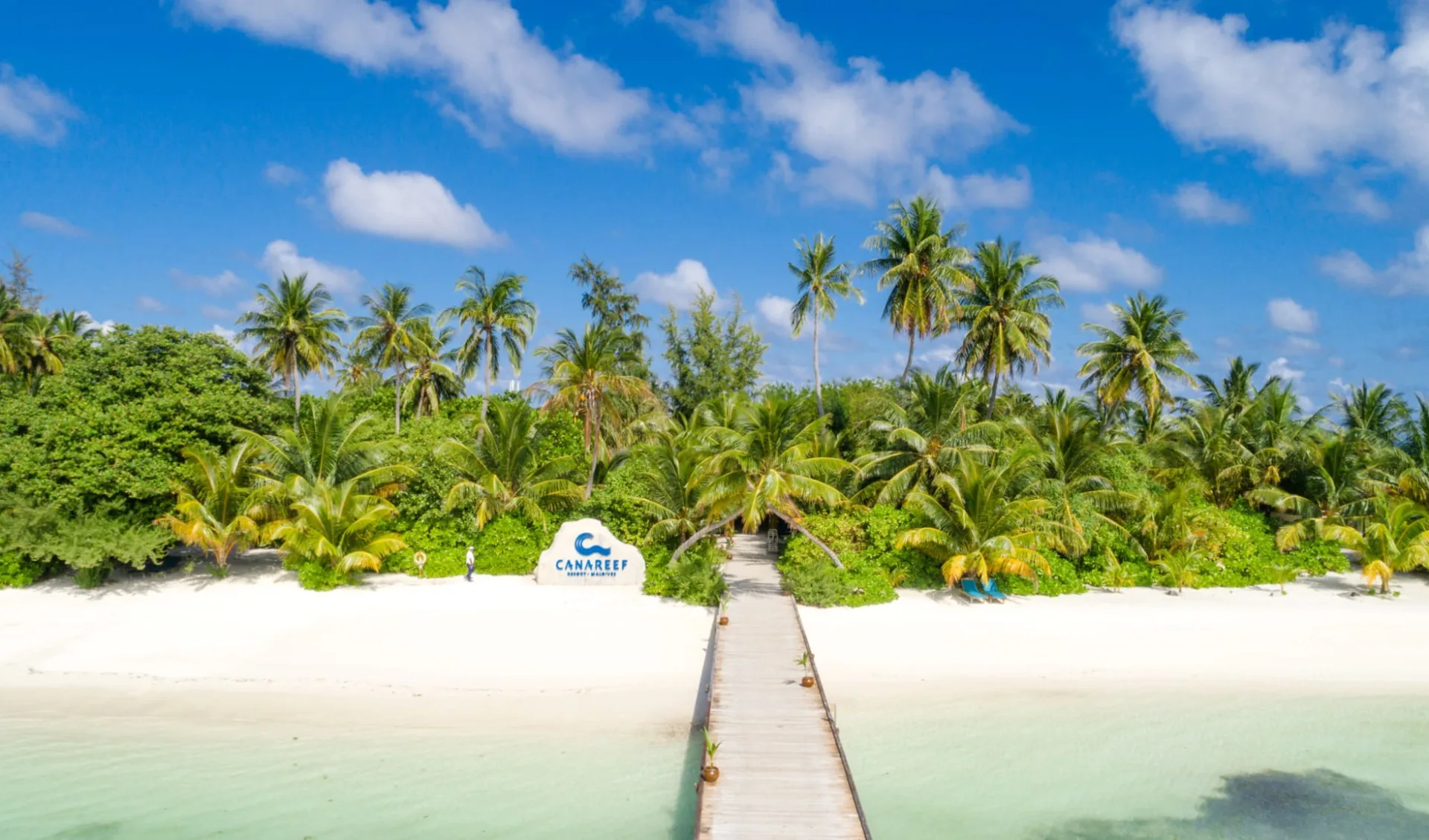 Canareef Resort Maldives in Addu-Atoll:  Arrival Jetty 
