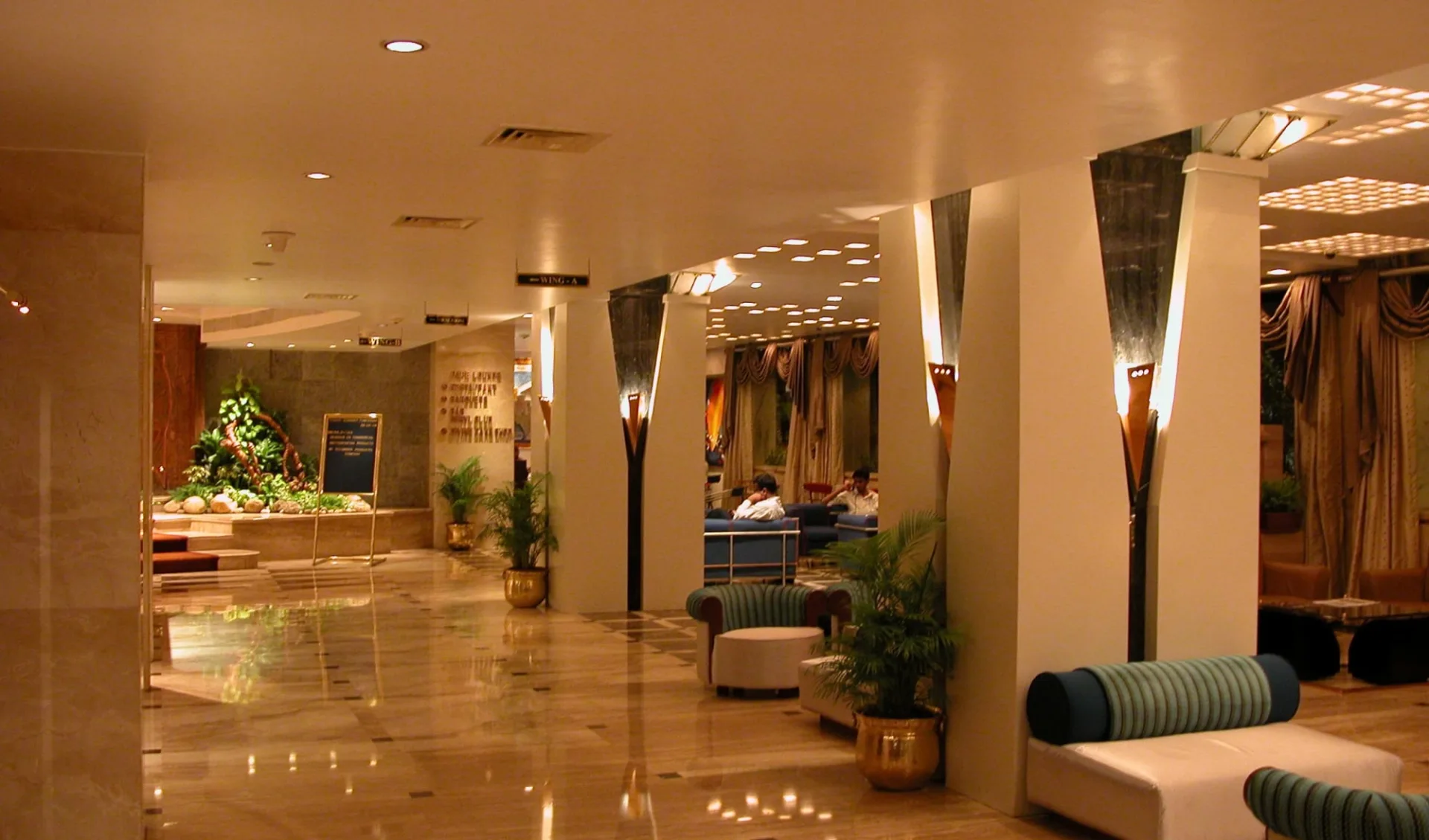 Kohinoor Continental in Mumbai: Lobby