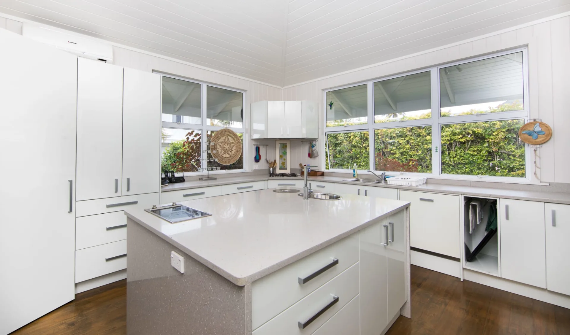 Waterfoot House in Rarotonga:  Waterfoot-House-Kitchen