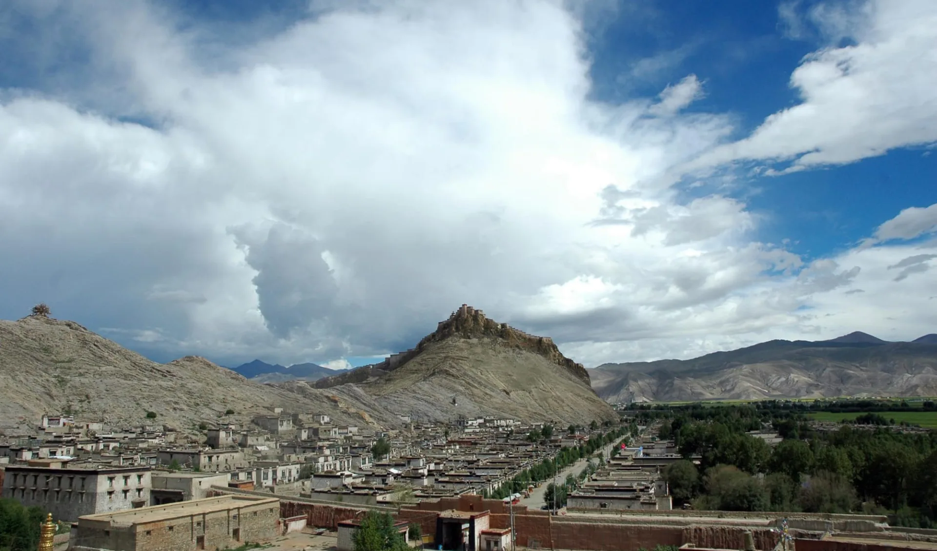 Die Magie des Tibets - Basis & Mt. Everest & Tsetang ab Lhasa: Gyantse overview