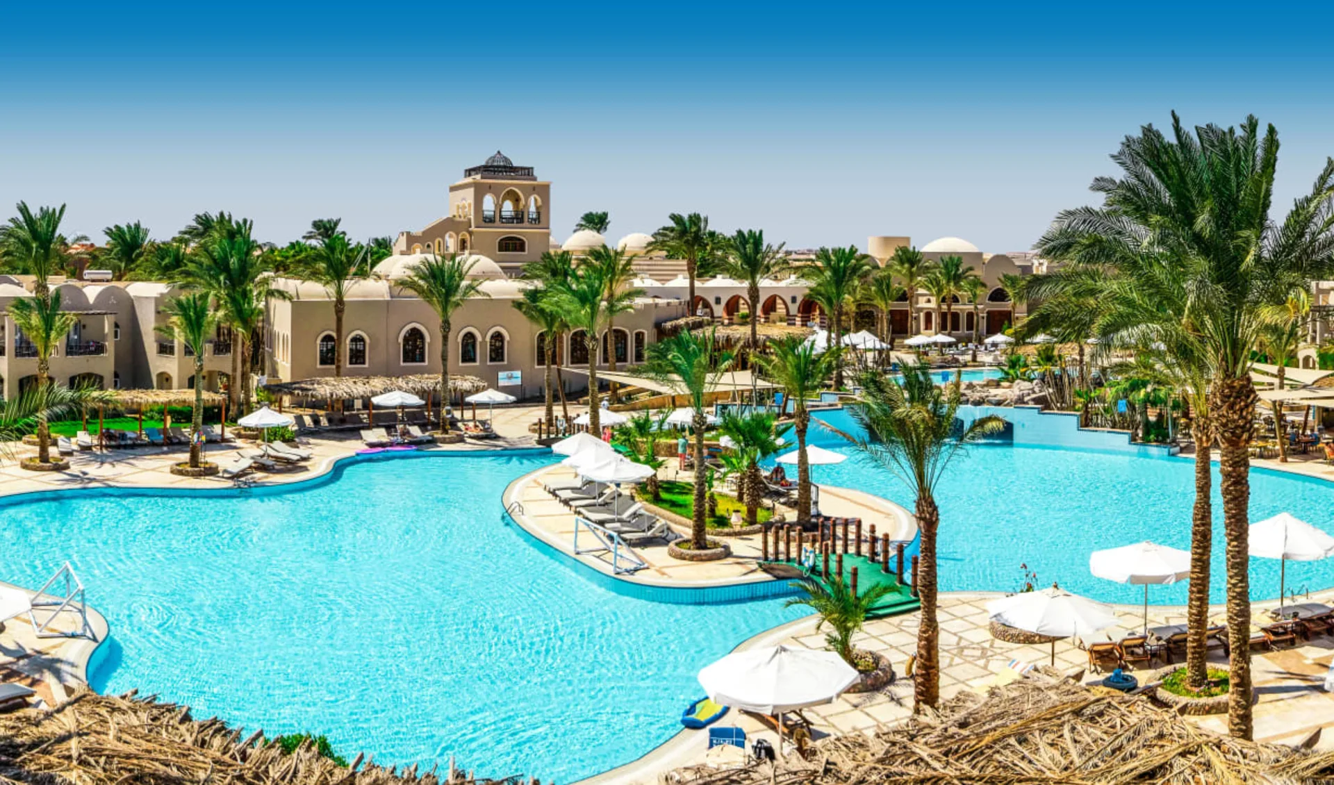 Badeferien im Iberotel Makadi Beach ab Hurghada: Iberotel Makadi Beach Poollandschaft