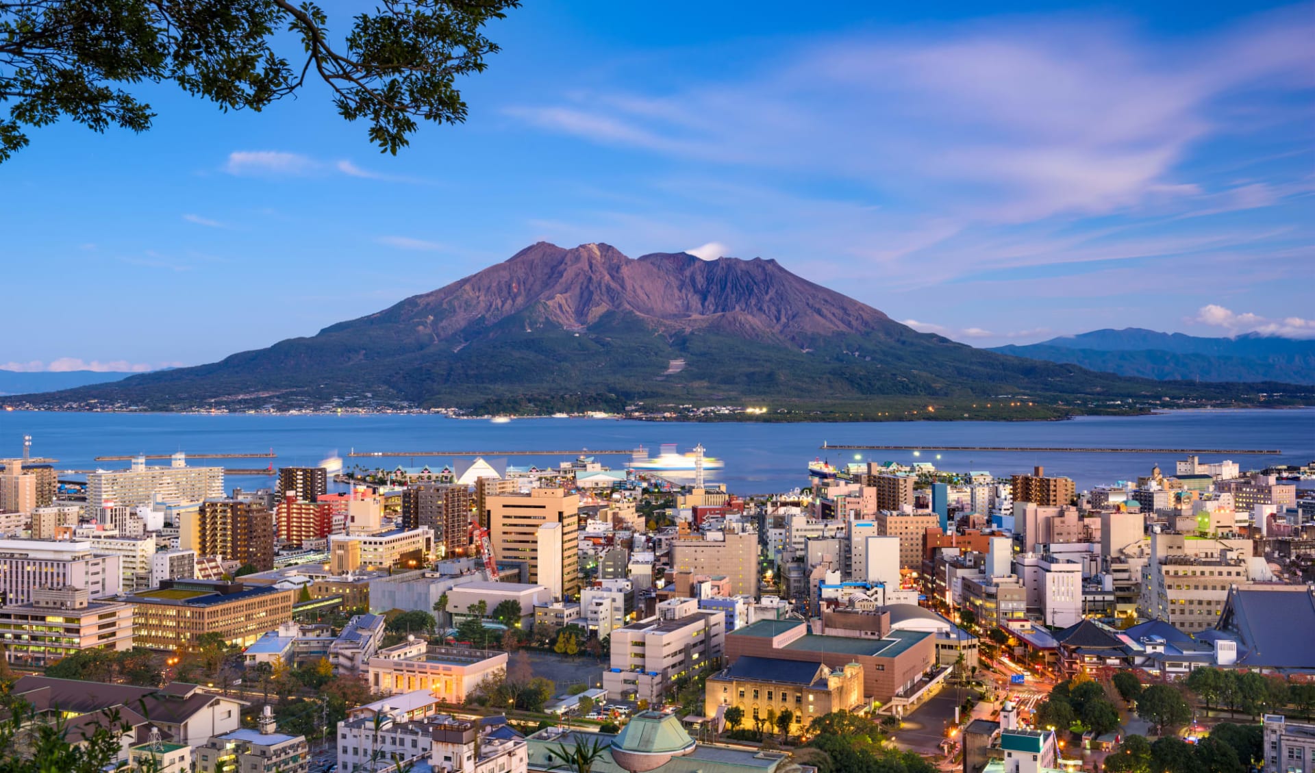 abo+ Leserreise ins Land der aufgehenden Sonne ab Tokio: Kagoshima with Sakurajima Volcano