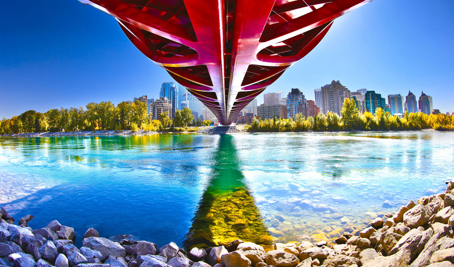 Wandern in den Rocky Mountains und auf Vancouver Island ab Calgary: Kanada - Alberta - Calgary Peace Bridge