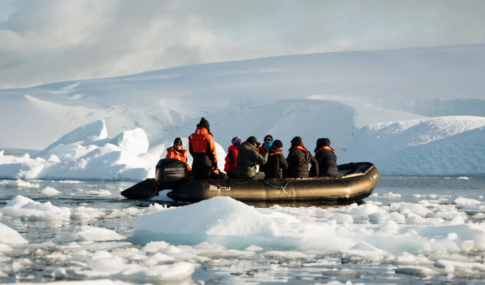 Klassische Antarktis ab Buenos Aires: Ultimatives Antarktis Abenteuer