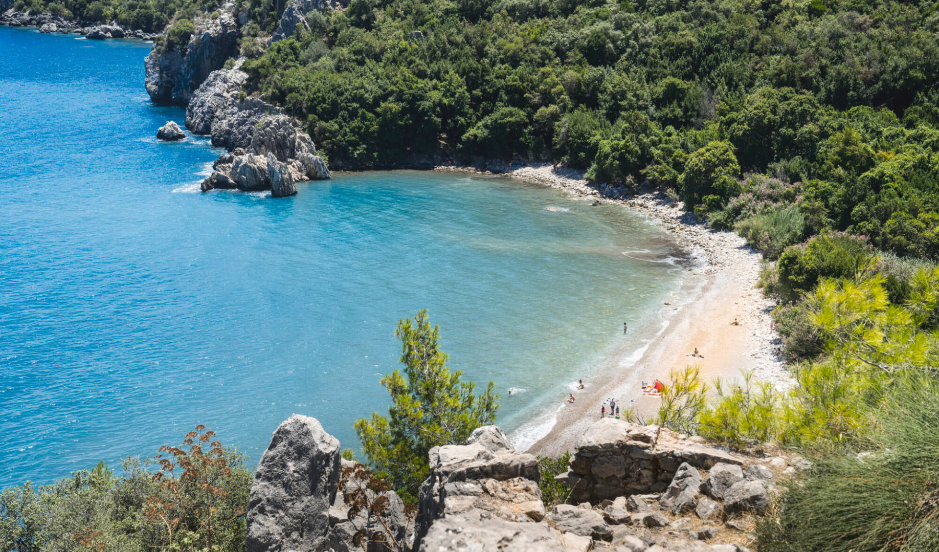 Badeferien im Güral Premier Belek ab Antalya: kleiner Strand_Türkei