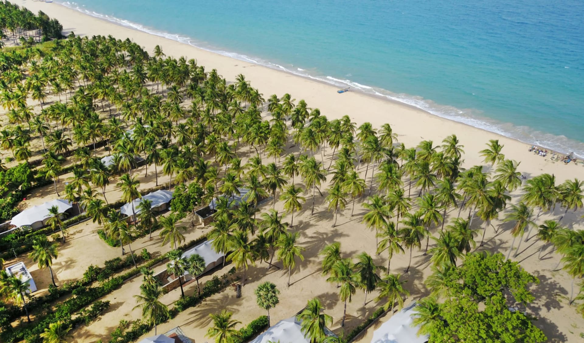 Karpaha Sands in Passekudah: Aerial View