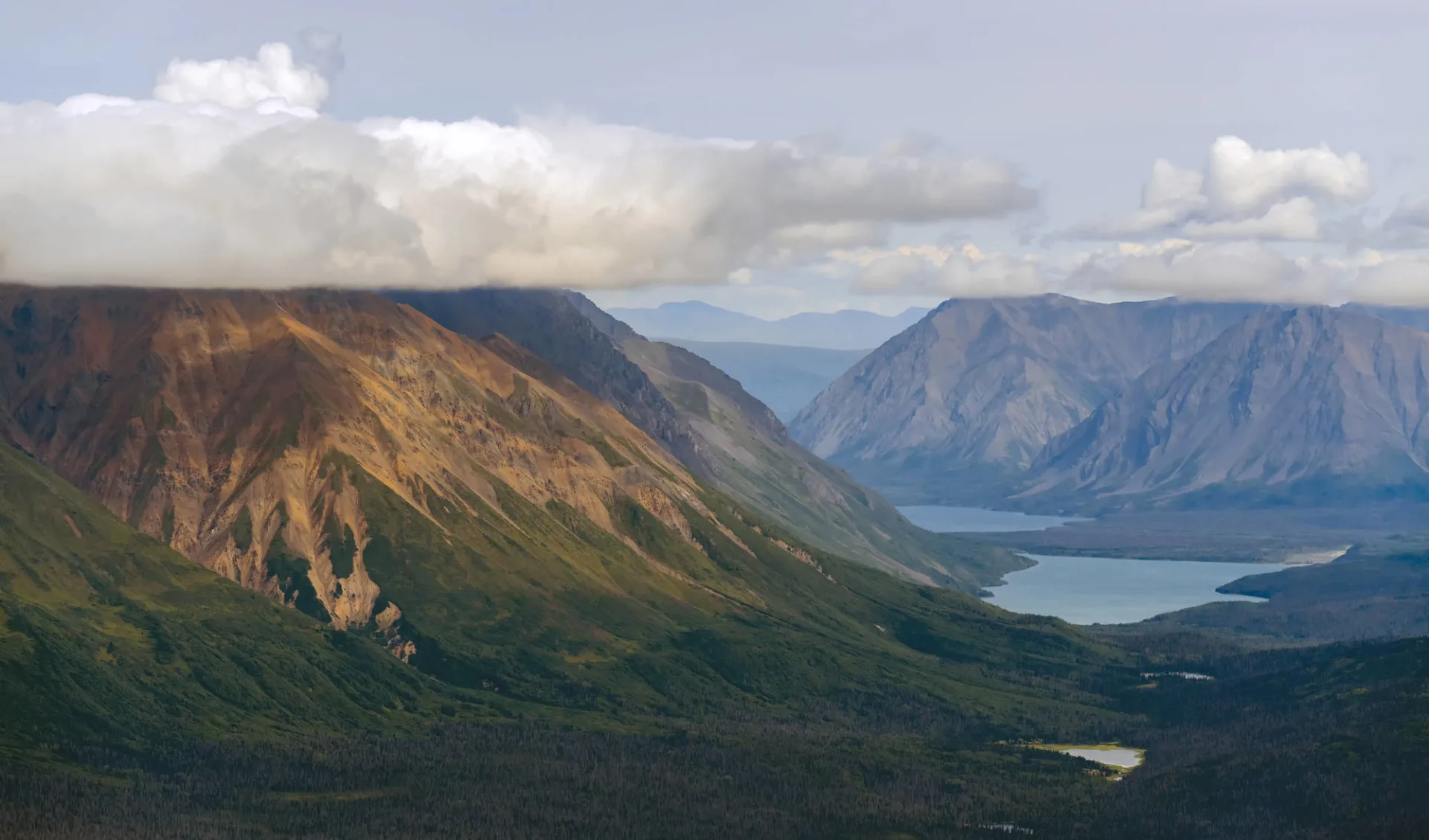 Raven's Rest Inn in Haines Junction: louise_lake_kathleen_lake_yukon