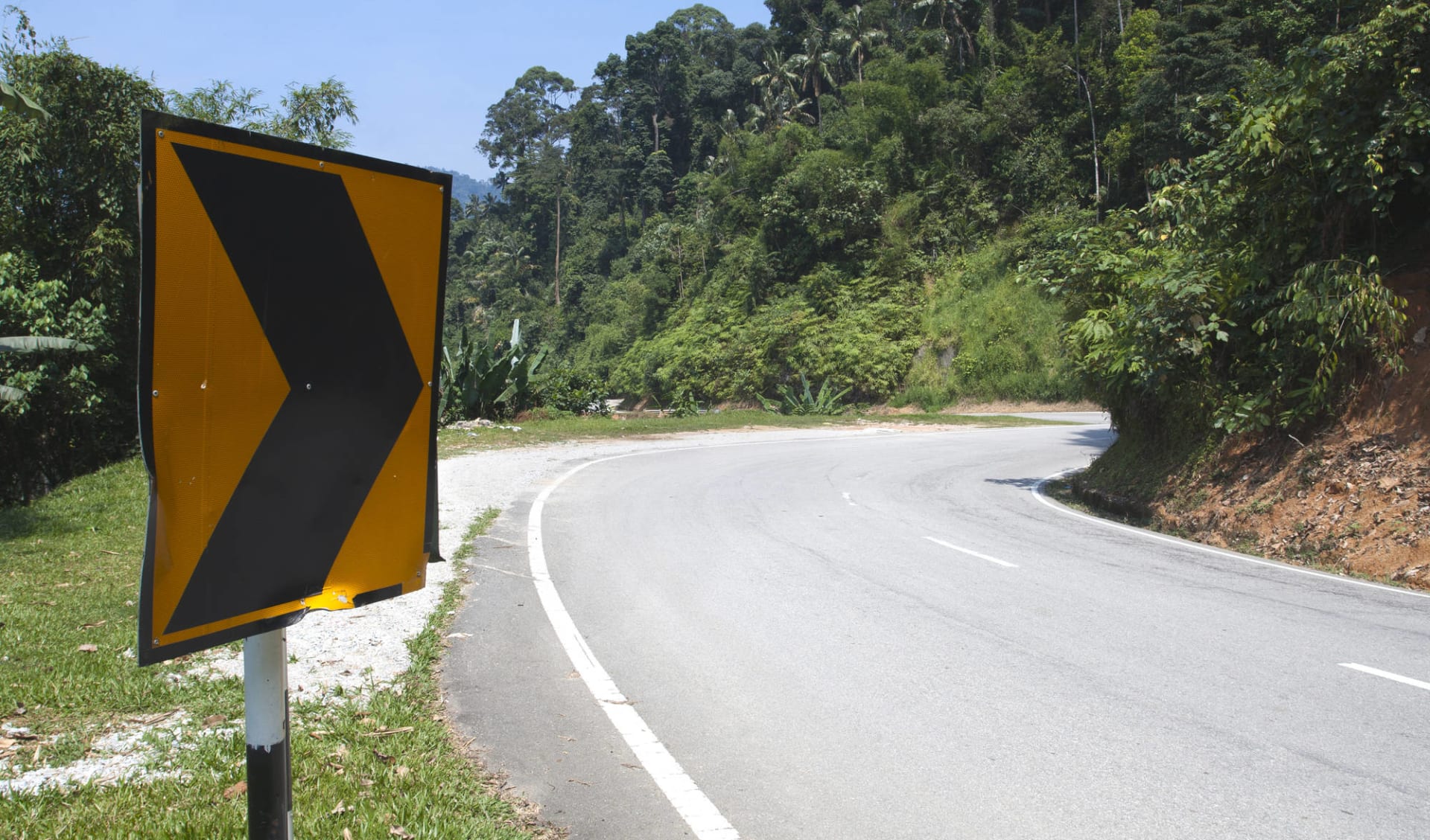 Malaysia - Grosse Mietwagenrundreise ab Kuala Lumpur: Malaysia Cameron Highlands Road Sign