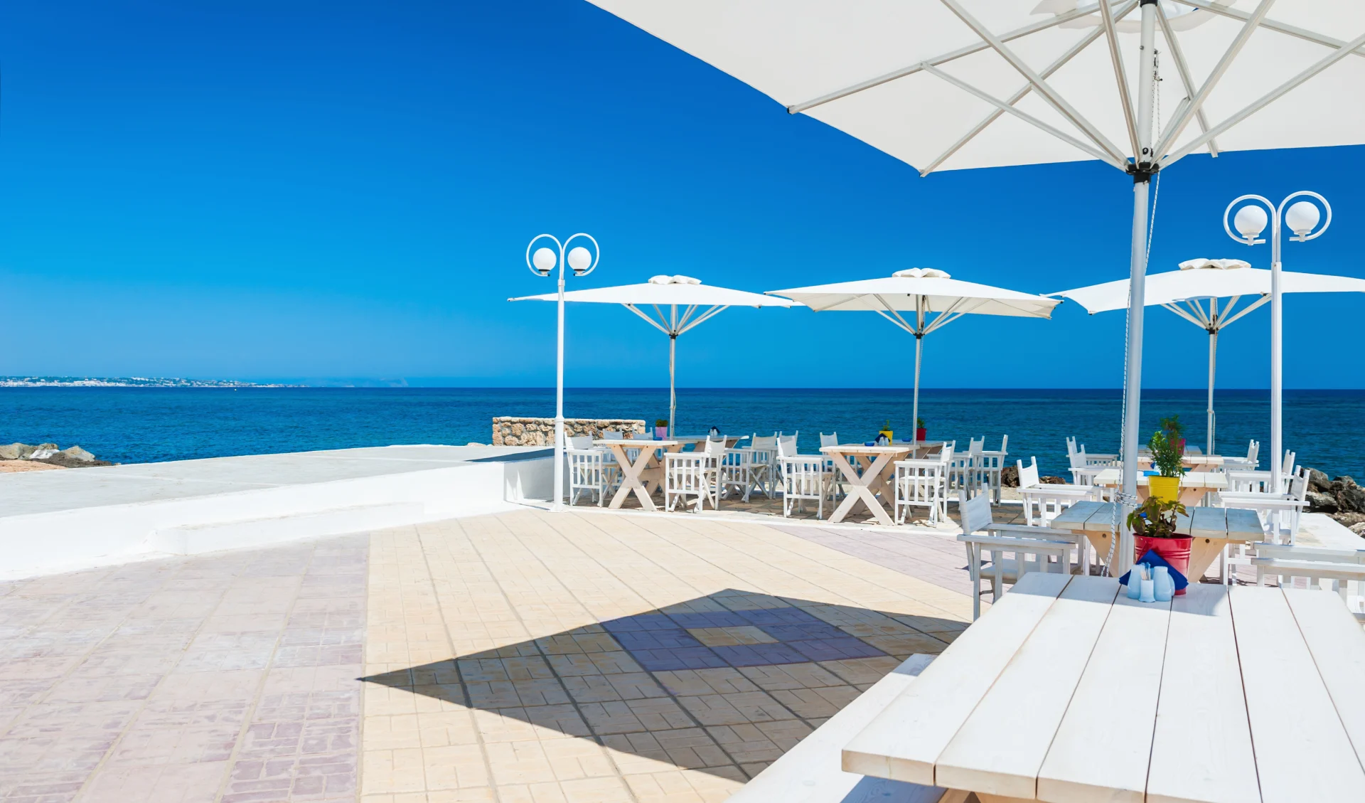 Badeferien im Ikaros Beach Luxury Resort & Spa ab Chersonissos: Malia Beach Cafe Kreta GR