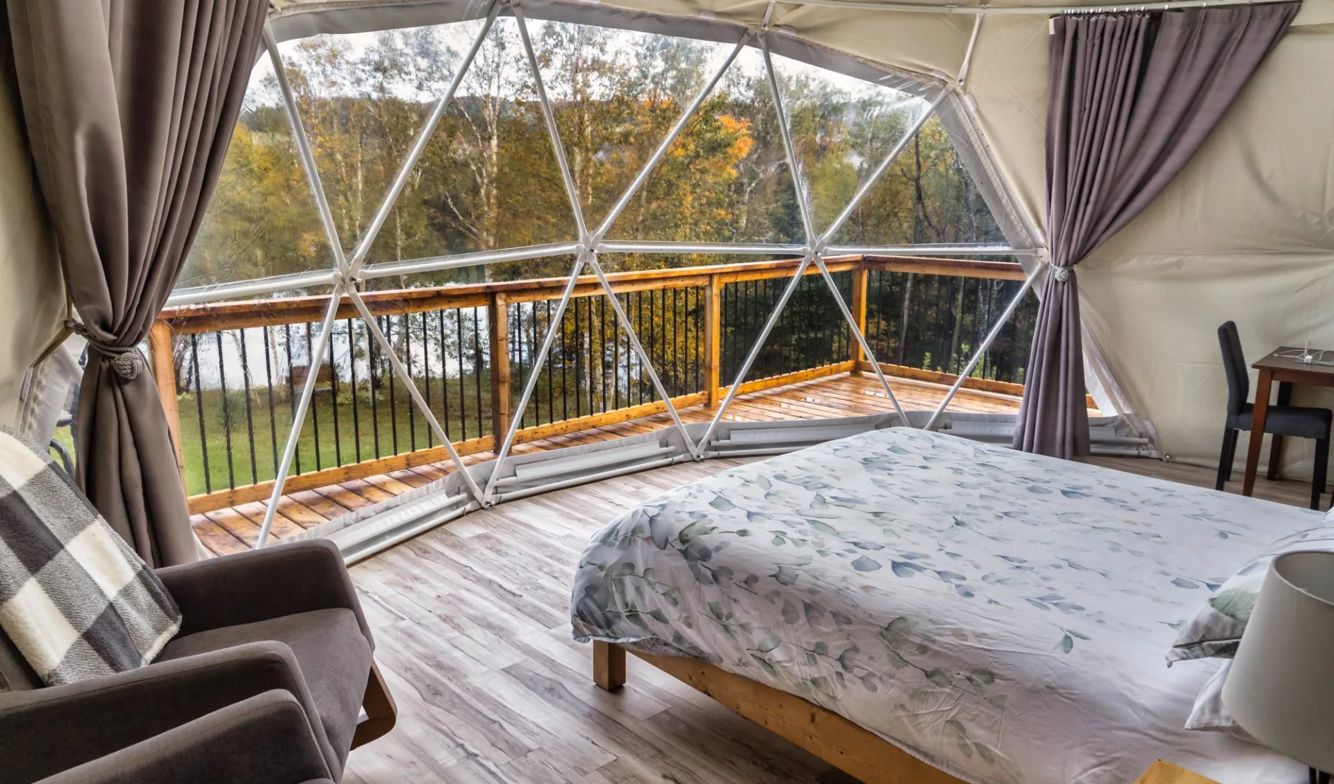 Northeast Cove Geodomes in Mabou: MBONC_room_002