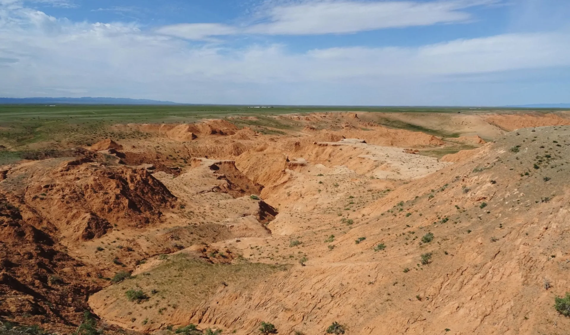 Sonderzug Zarengold von Moskau in die Mongolei - Mongoleirundreise und weiter nach Peking: Mongolei_Bayanzag_Sonja