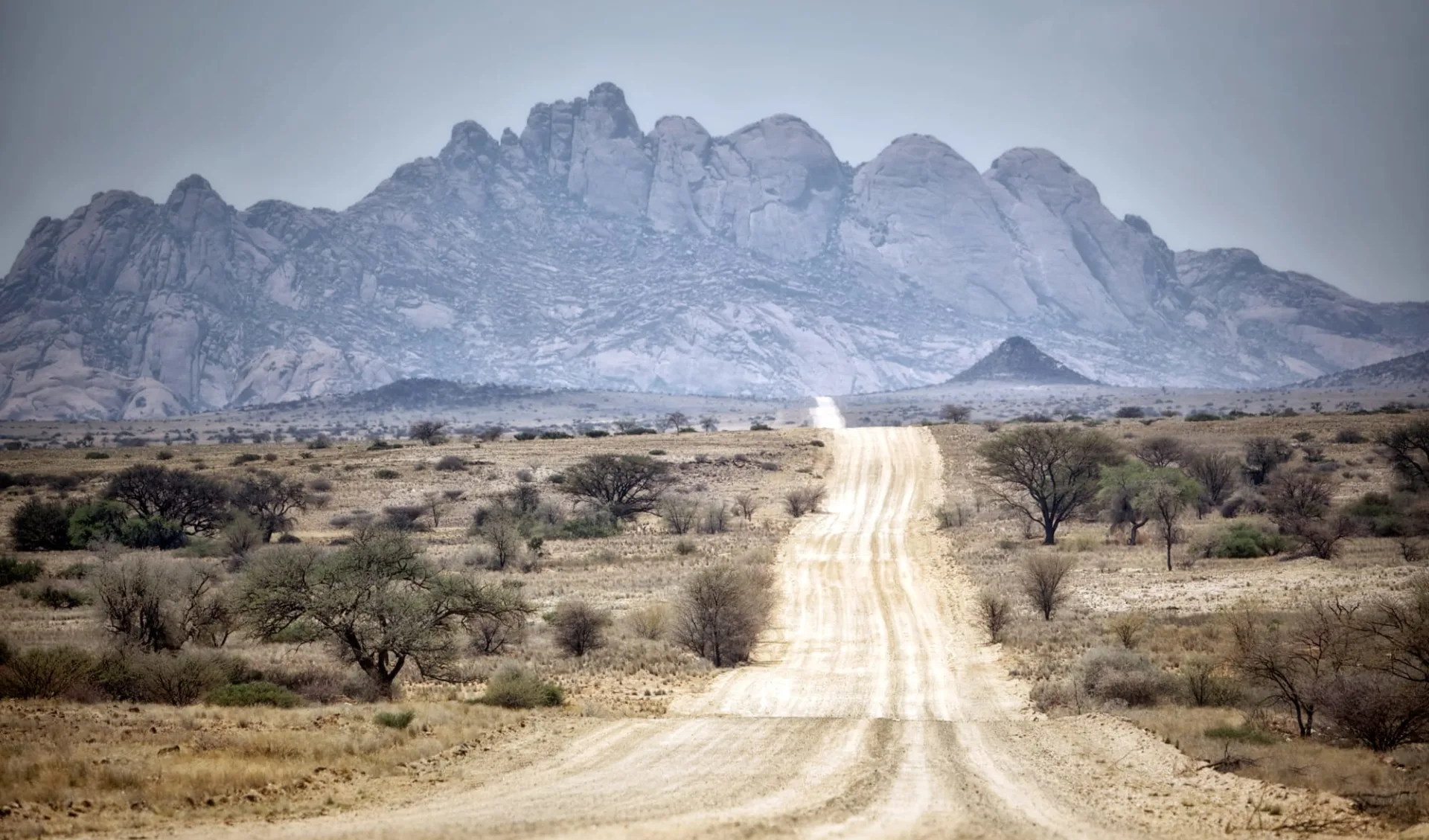 Premium: Namibia Deluxe ab Windhoek Stadt: Namibia - Road