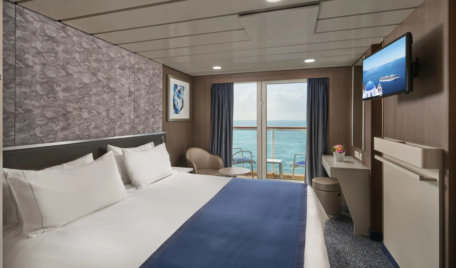 Entdecken Sie die Vielfalt Japans ab Tokio: NCL_Spirit_Balcony_Stateroom