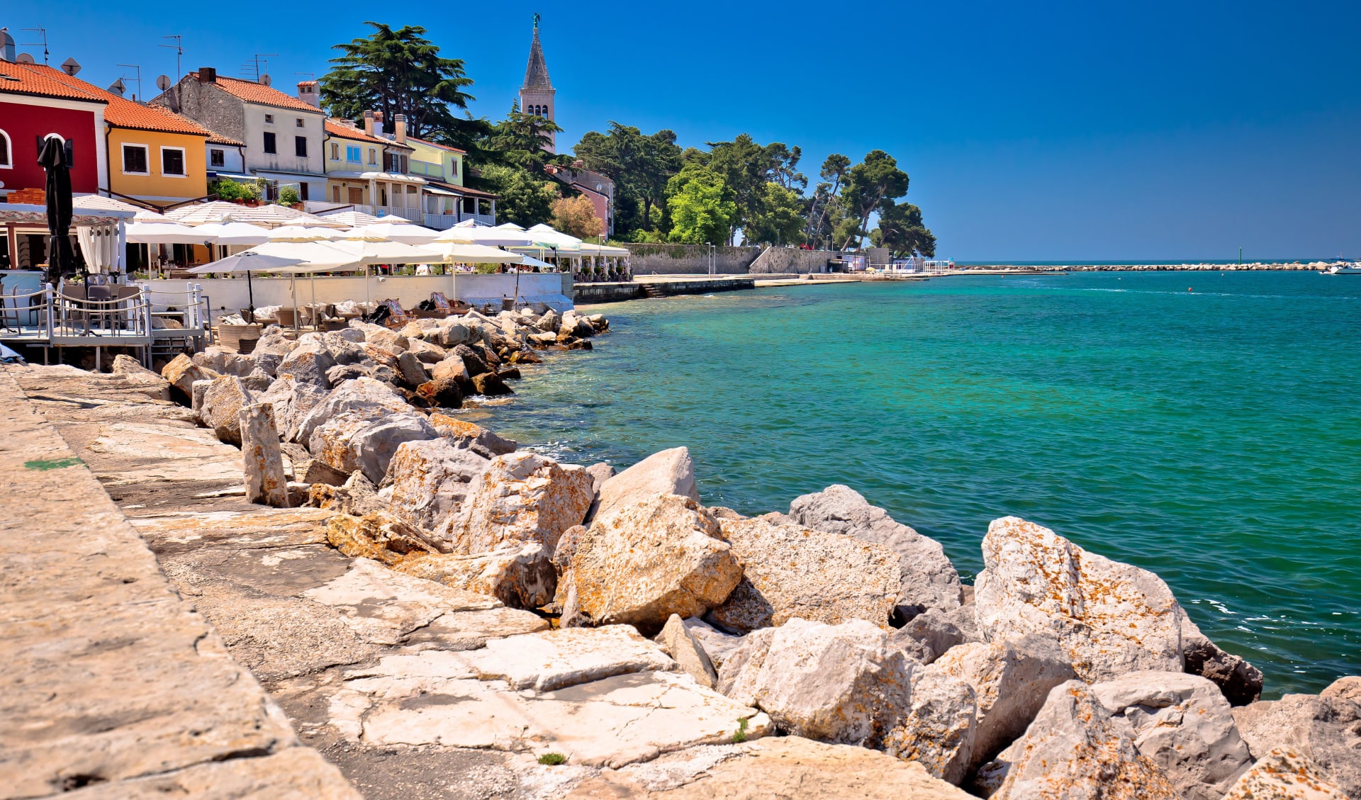 Badeferien im Aminess Maestral Hotel ab Umag: Novigrad_Küste_