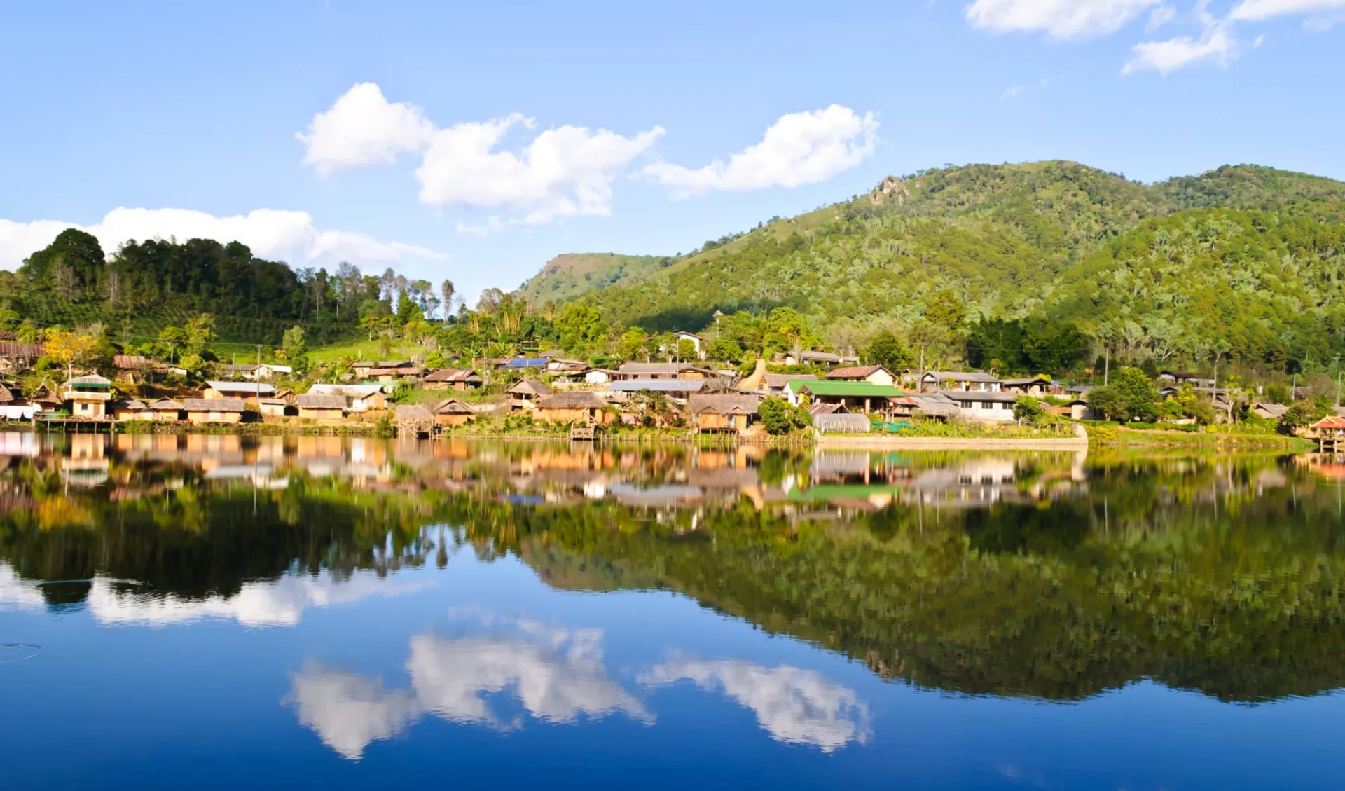 Mietwagen-Rundreise Mae Hong Son ab Chiang Mai: Pai: Rak Thai Village