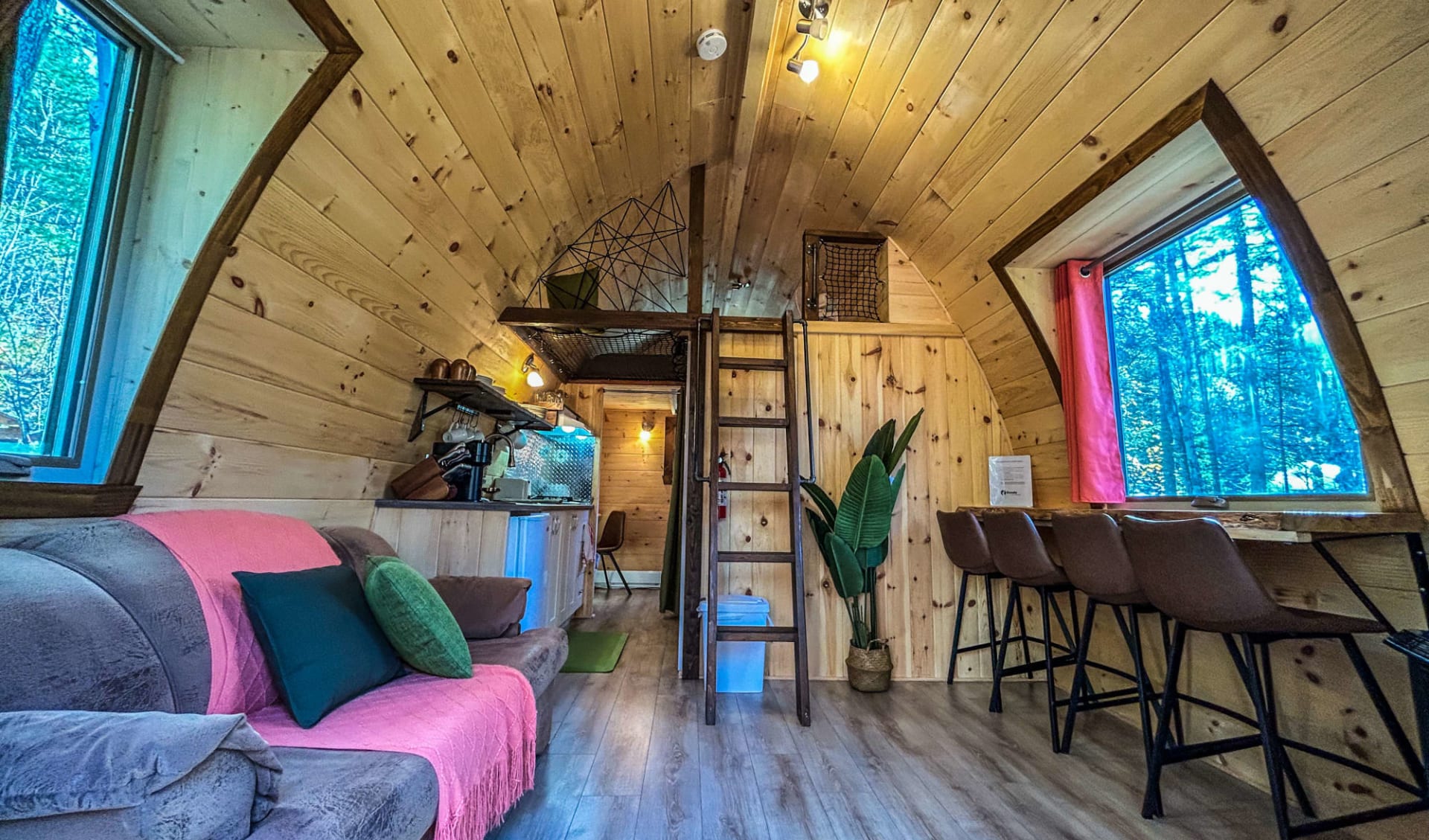 Exode en Nature in Sainte Rose du Nord: Pod du Sumac