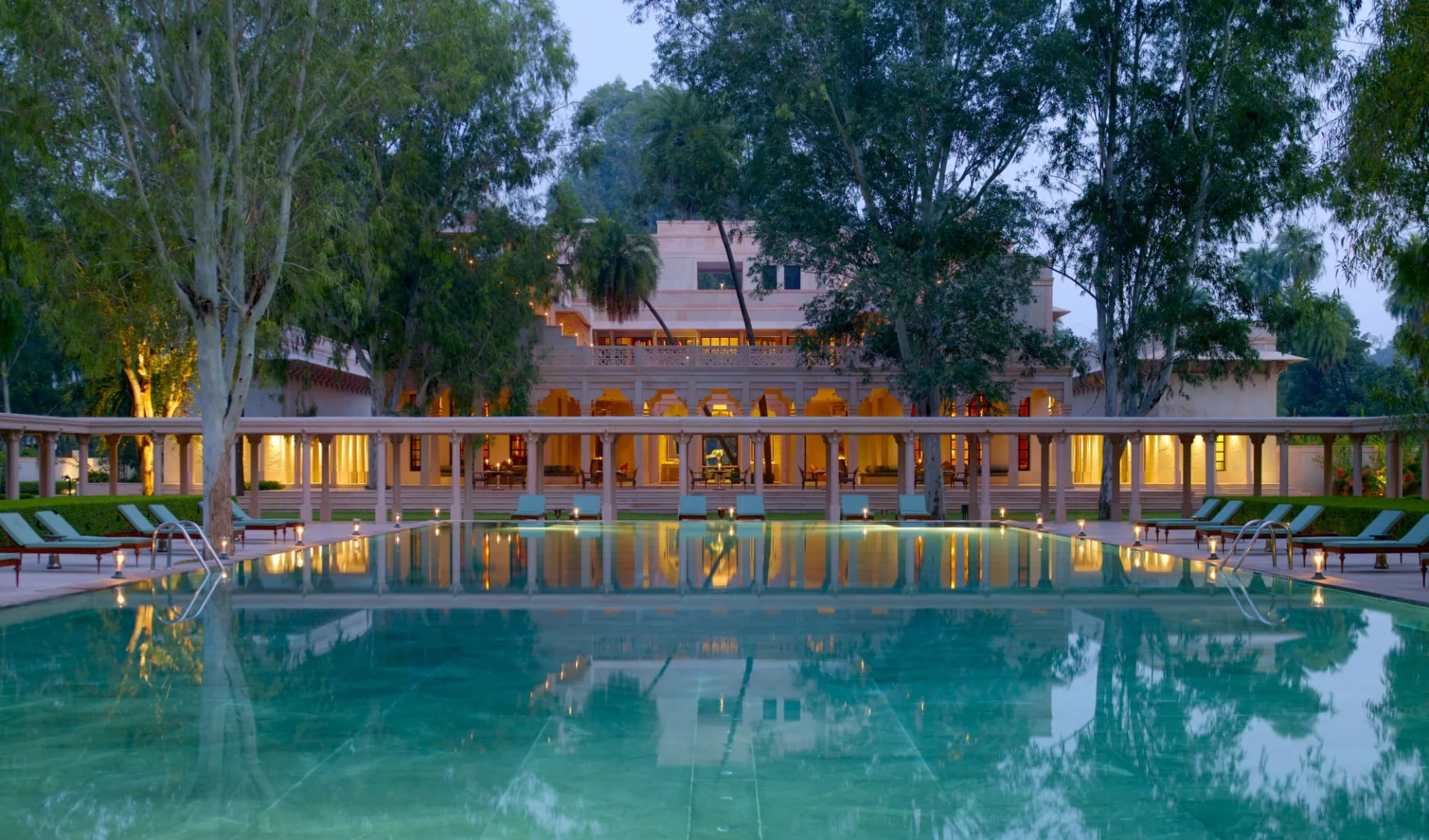 Aman Geniesser-Reise ab Jaipur: Amanbagh | Pool