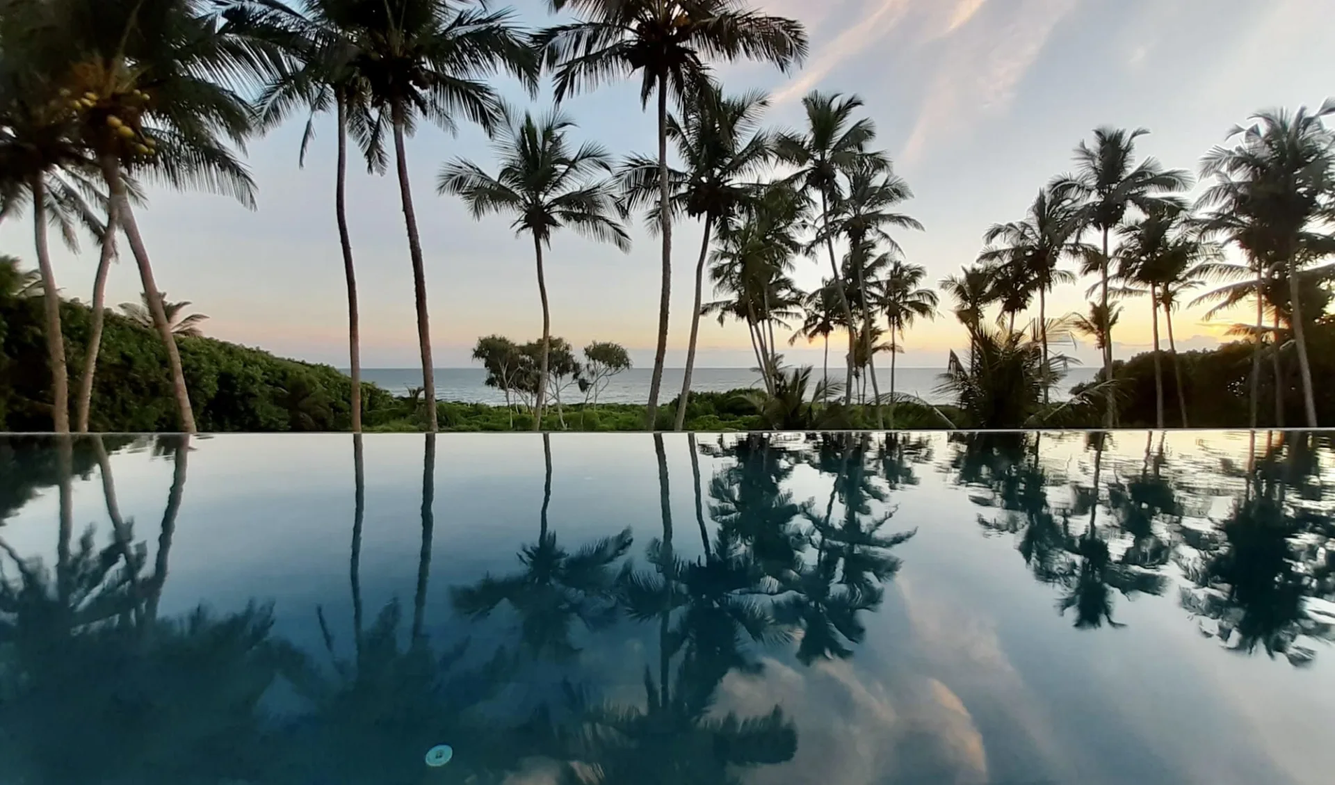 Buckingham Place in Tangalle: Pool