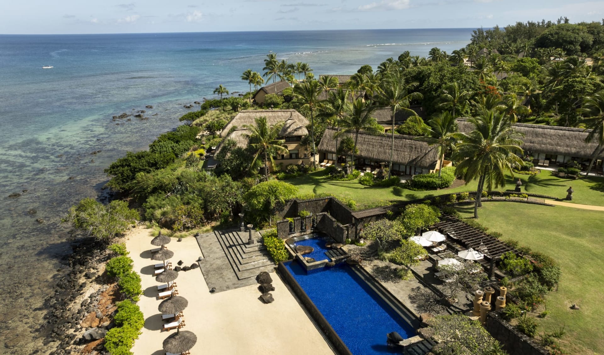 The Oberoi Beach Resort Mauritius in Pointe aux Piments:  Pool