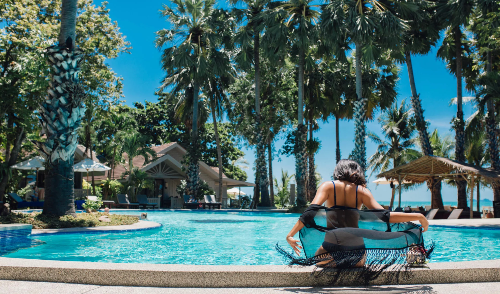 Paradise Beach Resort in Ko Samui: Pool Seaside