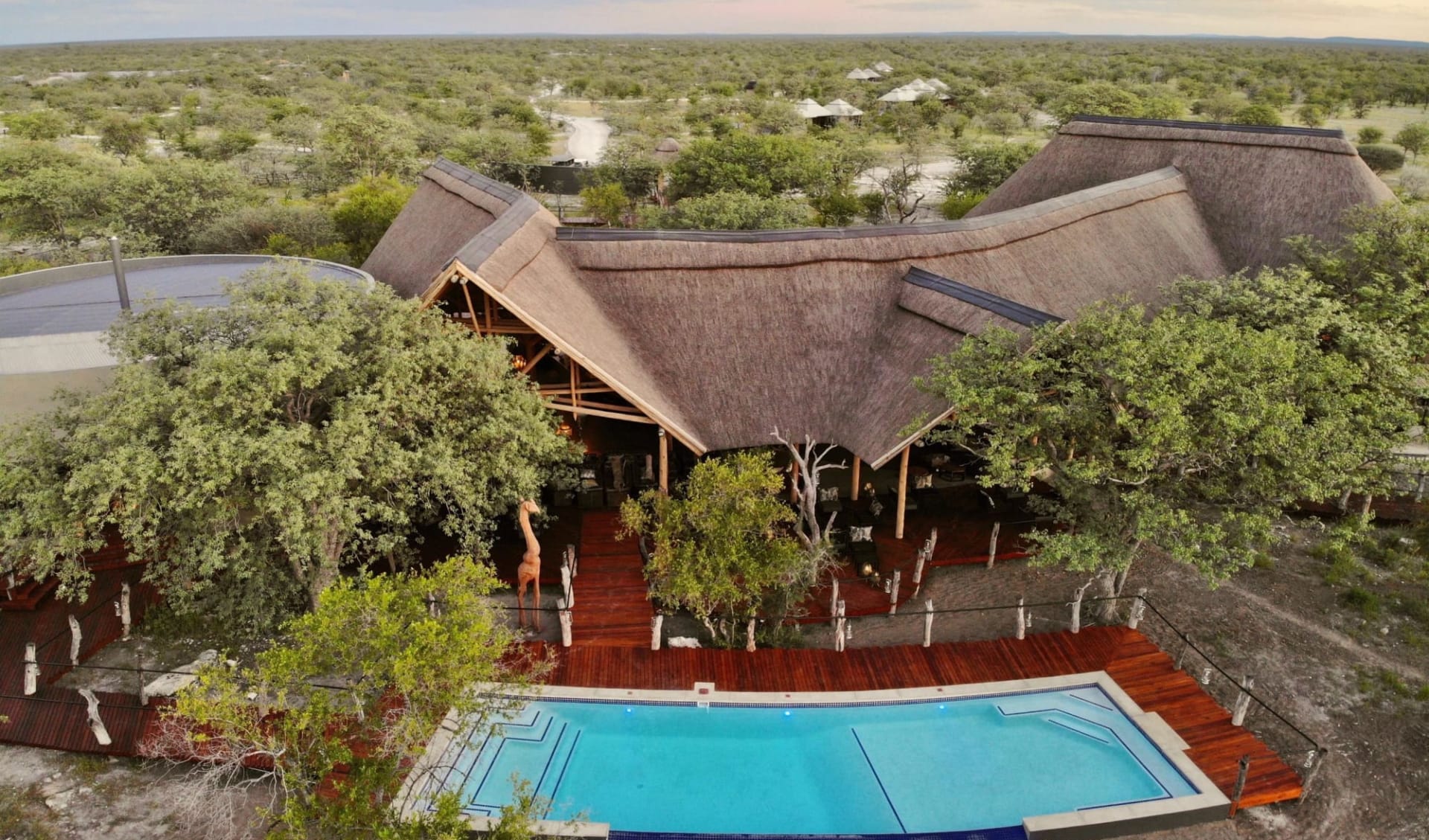 Etosha Oberland Lodge in Etosha Nationalpark: Pool View