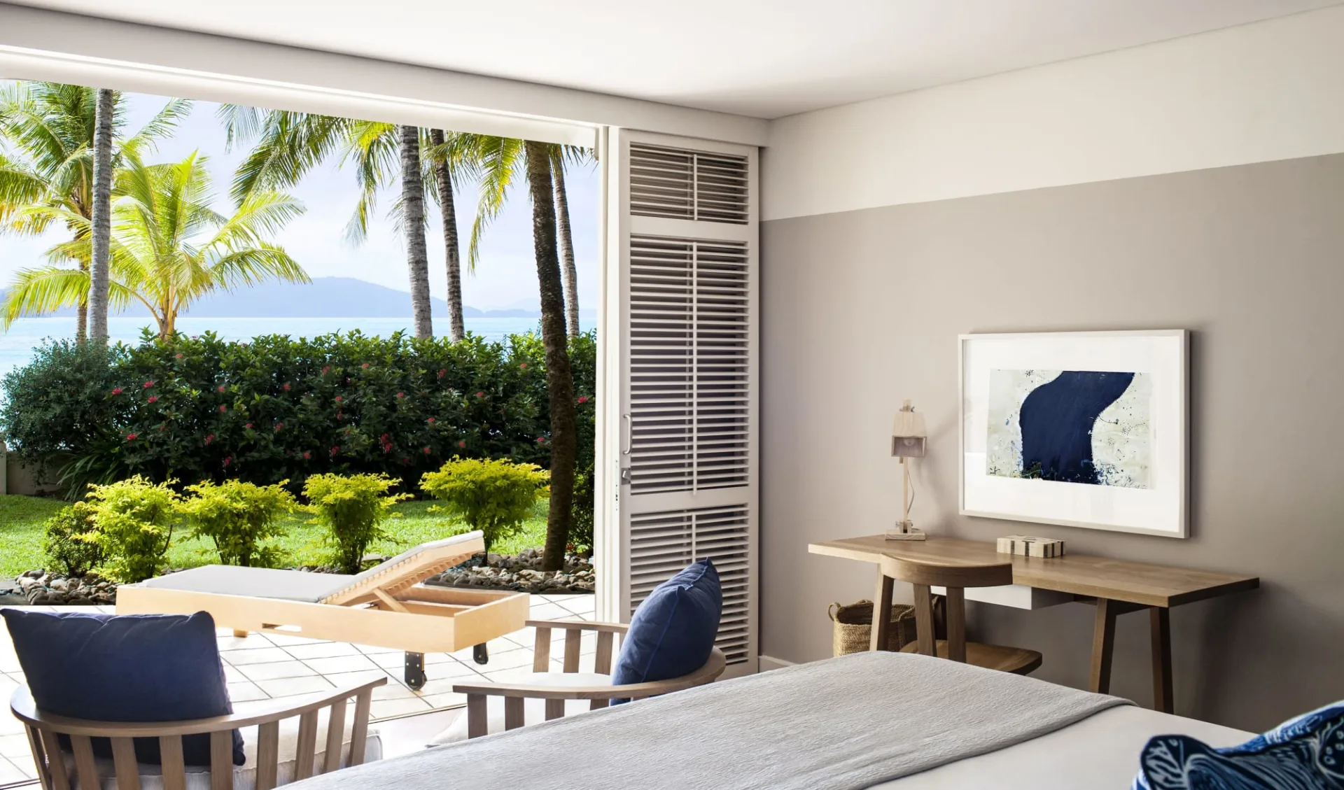 Beach Club in Hamilton Island: Premium-Beach-Club-room-View-HR