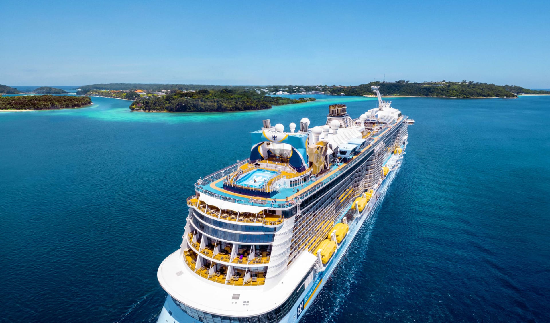 Südpazifik-Traum für grosse und kleine Entdecker ab Vancouver: RCI_OV_376 - Port Vila, Vanuatu_Hero_FINAL_crop