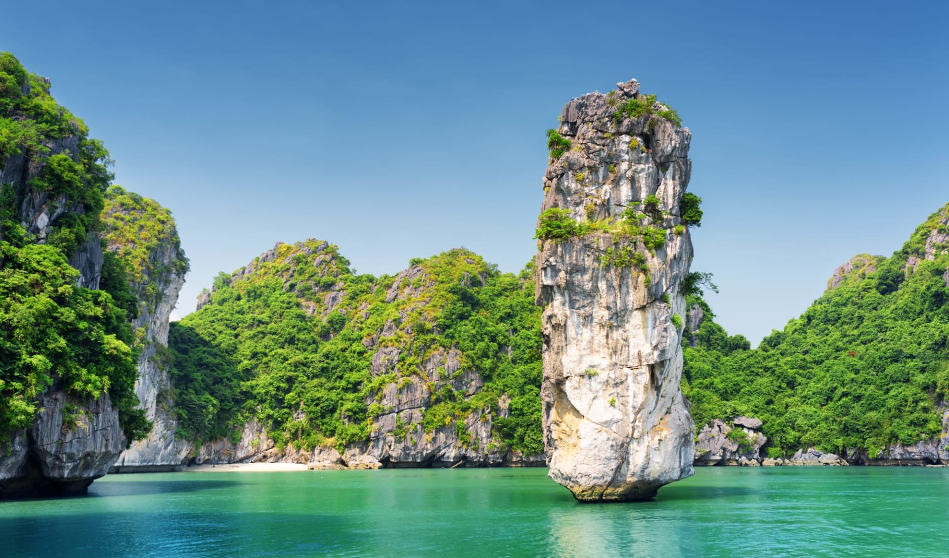 Impressionen Nordvietnams & Halong Bay Kreuzfahrt ab Hanoi: Halong Bay: Rock Pillar