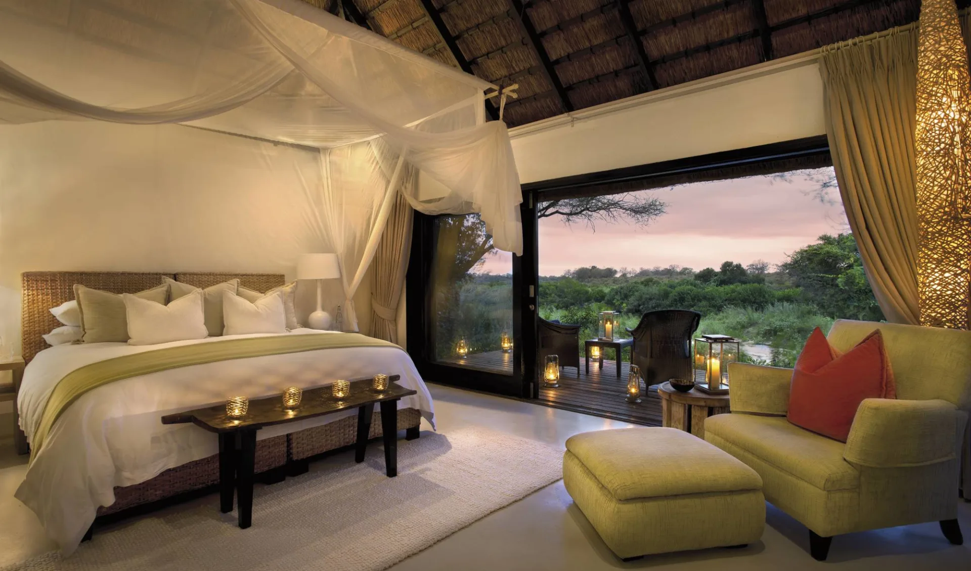 Lion Sands River Lodge in Sabi Sands:  14_136_02_Lion Sands_River Lodge_Luxury Bedroom