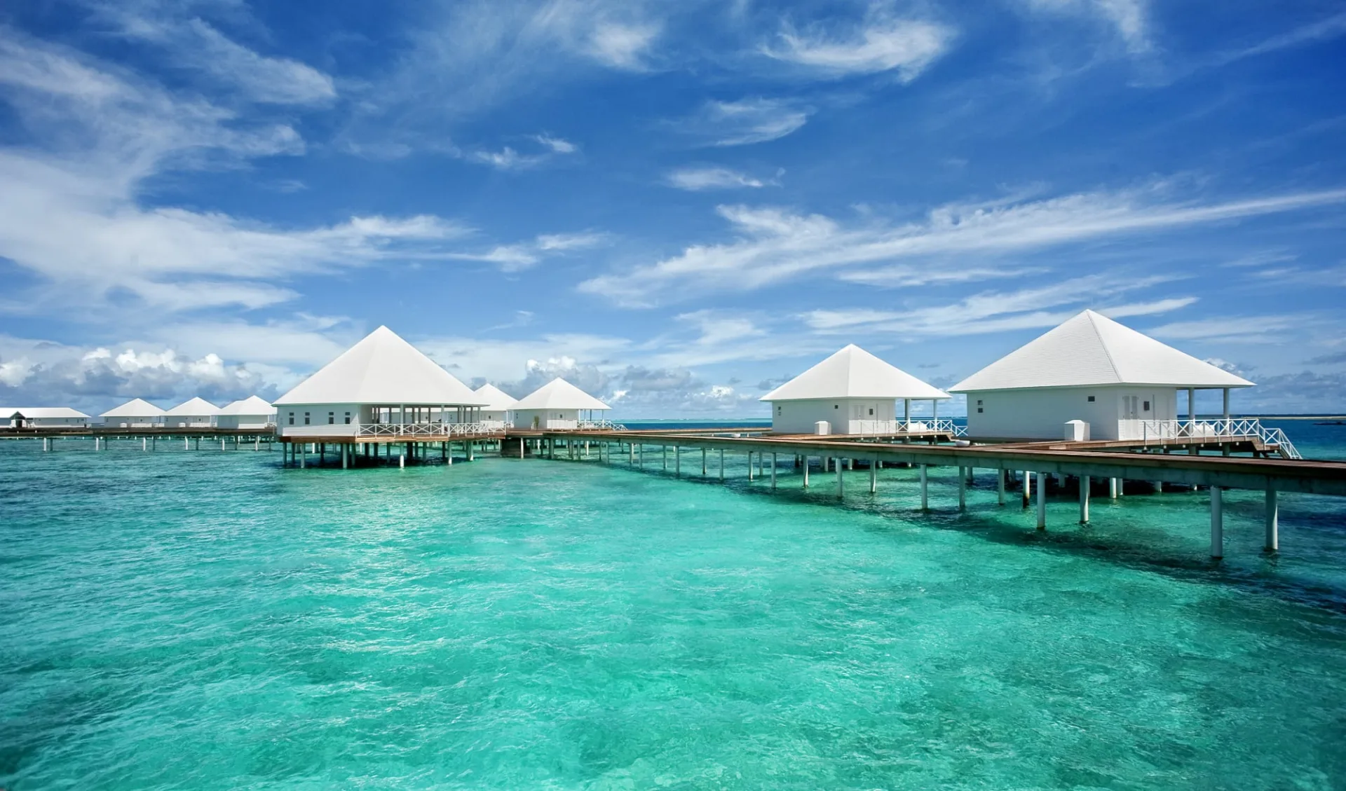 Diamonds Thudufushi in Ari-Atoll: 