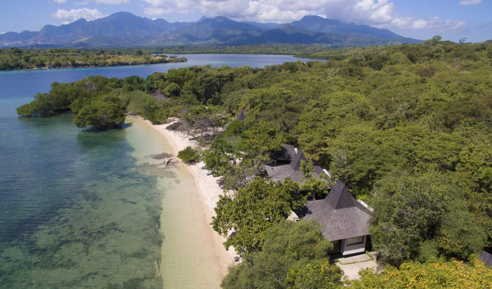 The Menjangan in Nordbali:  Beach Villa