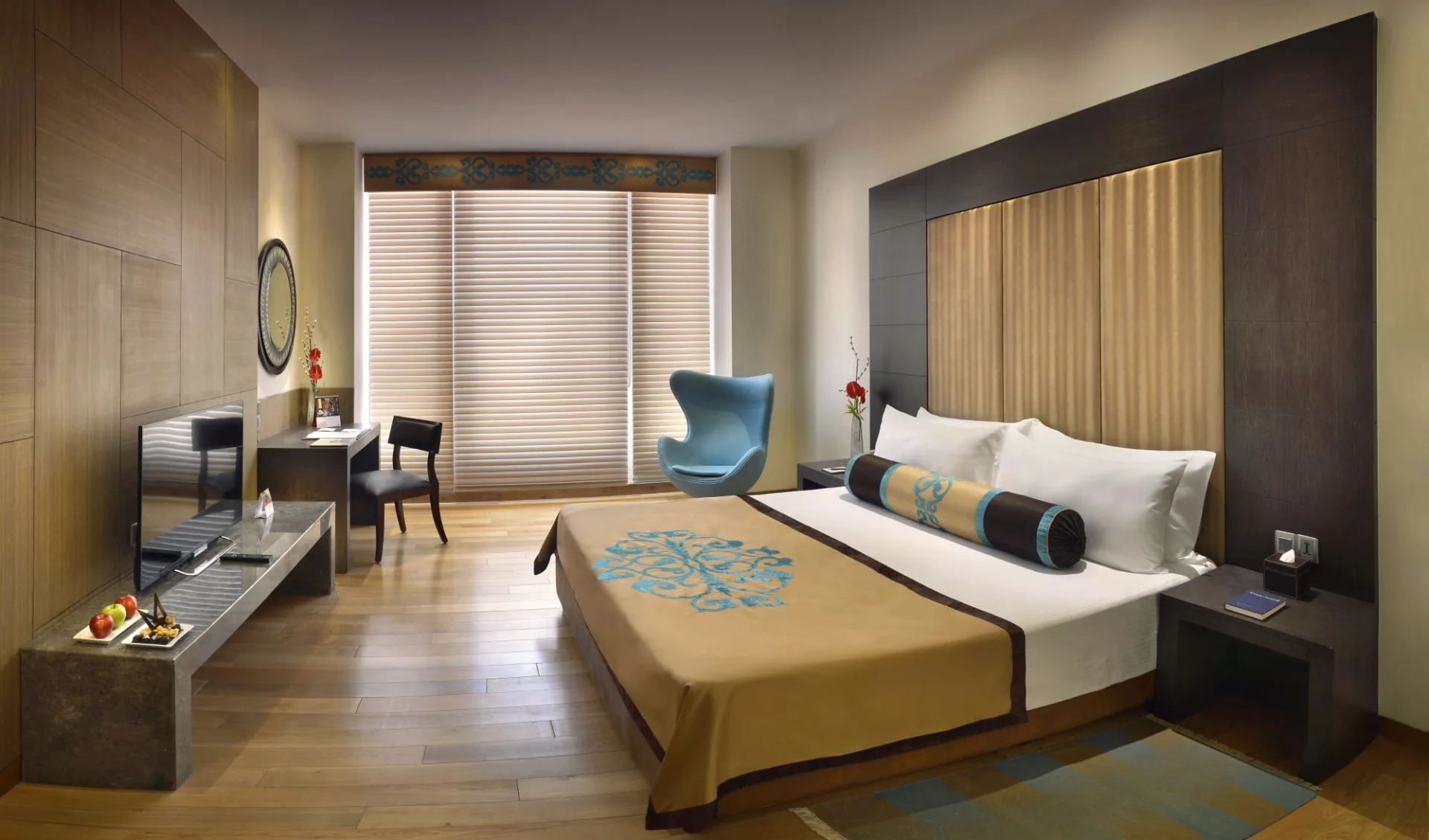 The Lalit Great Eastern in Kolkata: New Block - Deluxe Room