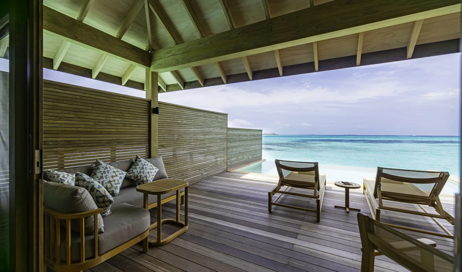 Nala Maldives by Jawakara in Lhaviyani-Atoll:  Ocean Pool Villa