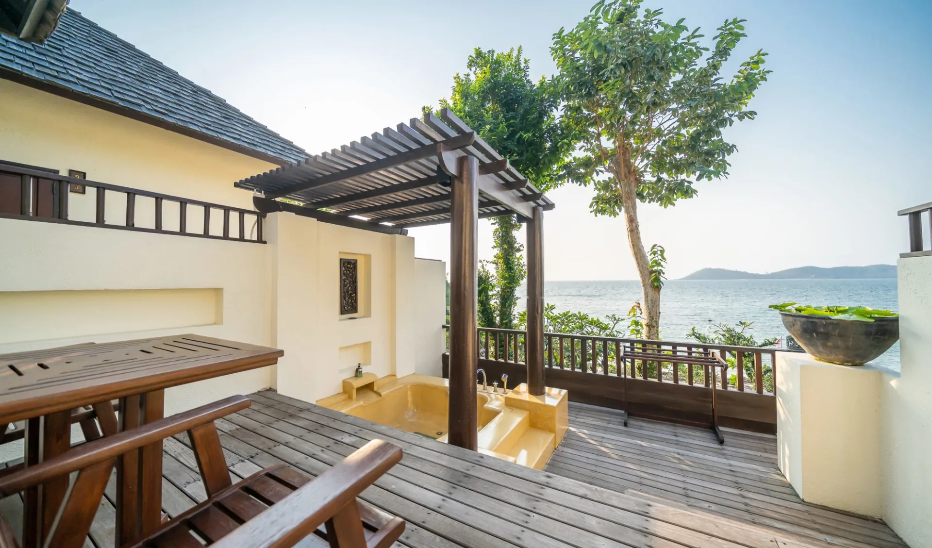 Le Vimarn Cottages & Spa in Ko Samed: Premier Ocean Hillside