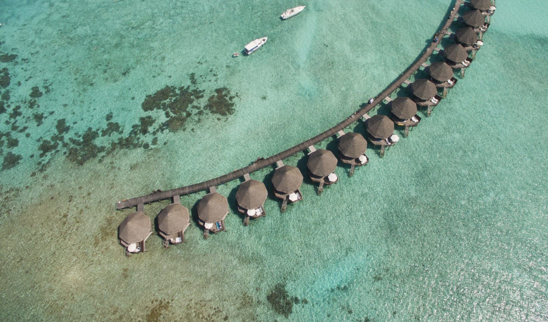 Thulhagiri Island Resort and Spa in Nordmale-Atoll: Water Bungalow