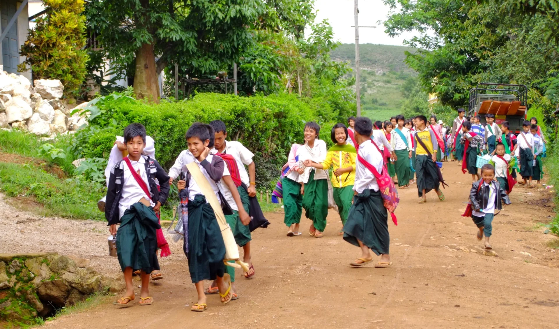 Wandern im malerischen Shan Staat (4 Tage) ab Inle Lake: Schools out