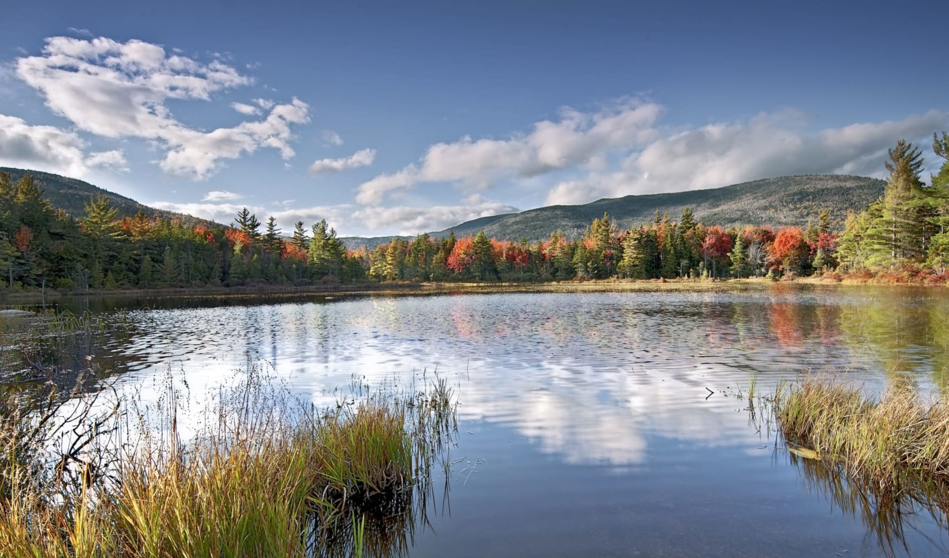 Highland Lake Inn in East Andover: shutterstock_39247204_newhamp