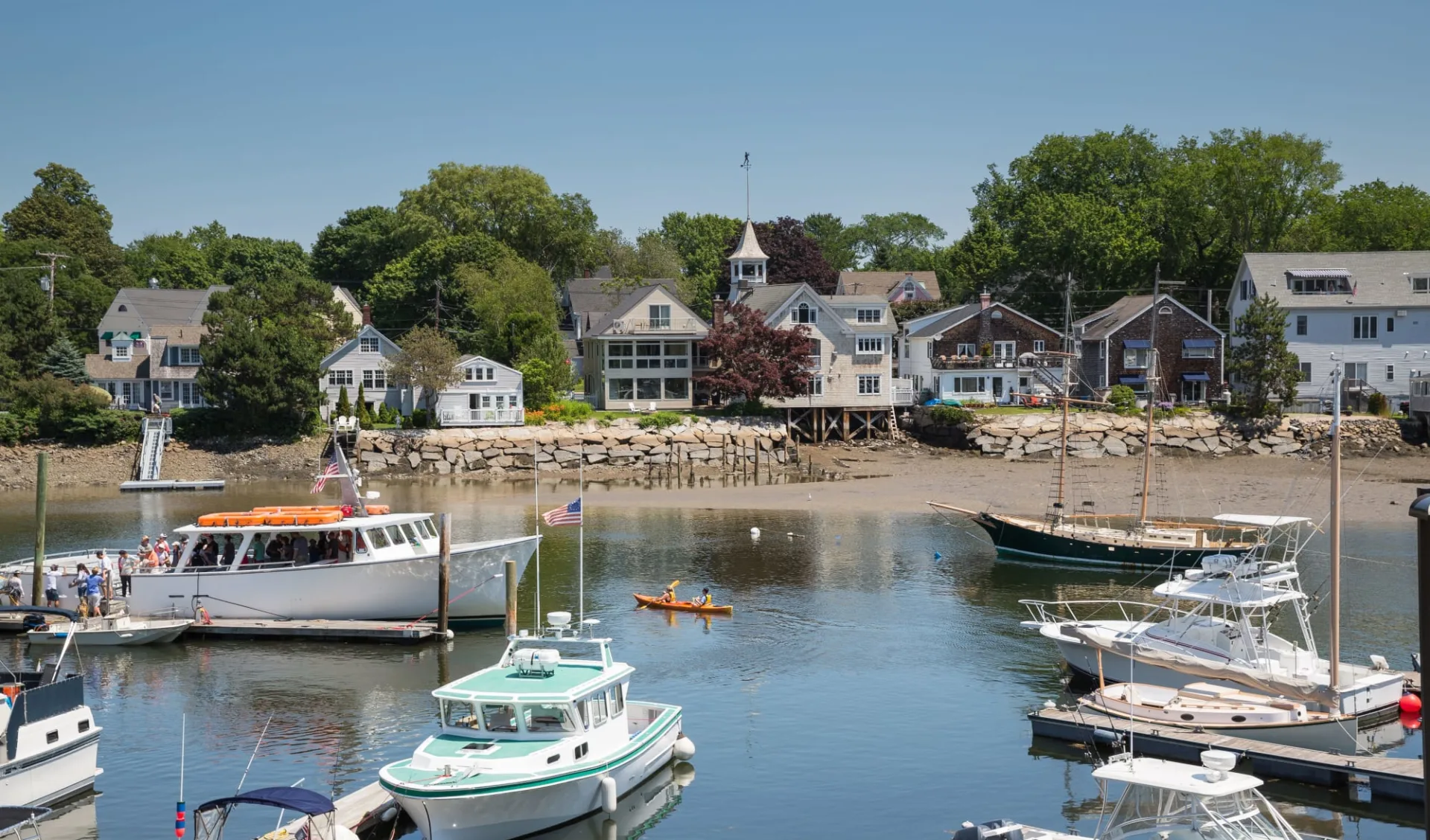 White Barn Inn in Kennebunkport: shutterstock_713611174_kennebunkport