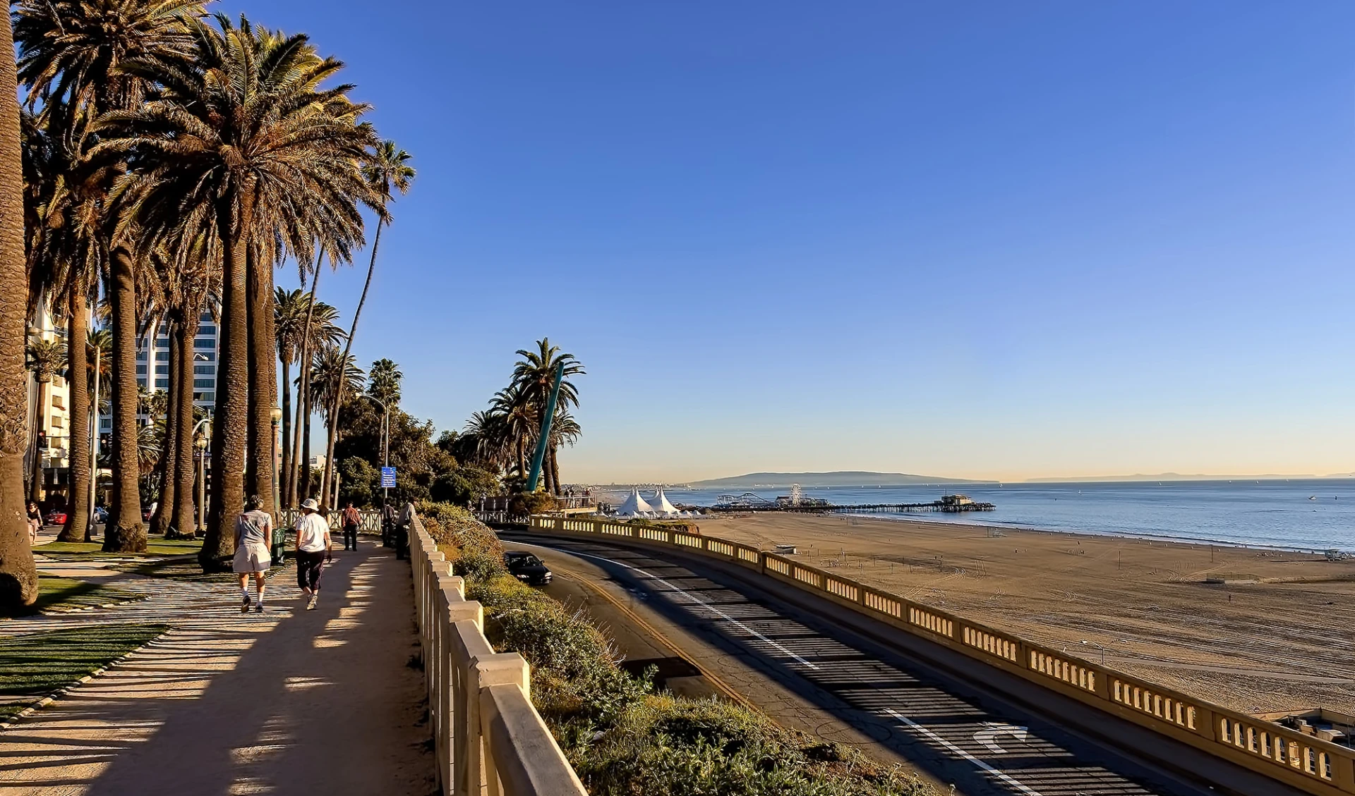 The Pierside Santa Monica: shutterstock_780157072.jpg_WEB