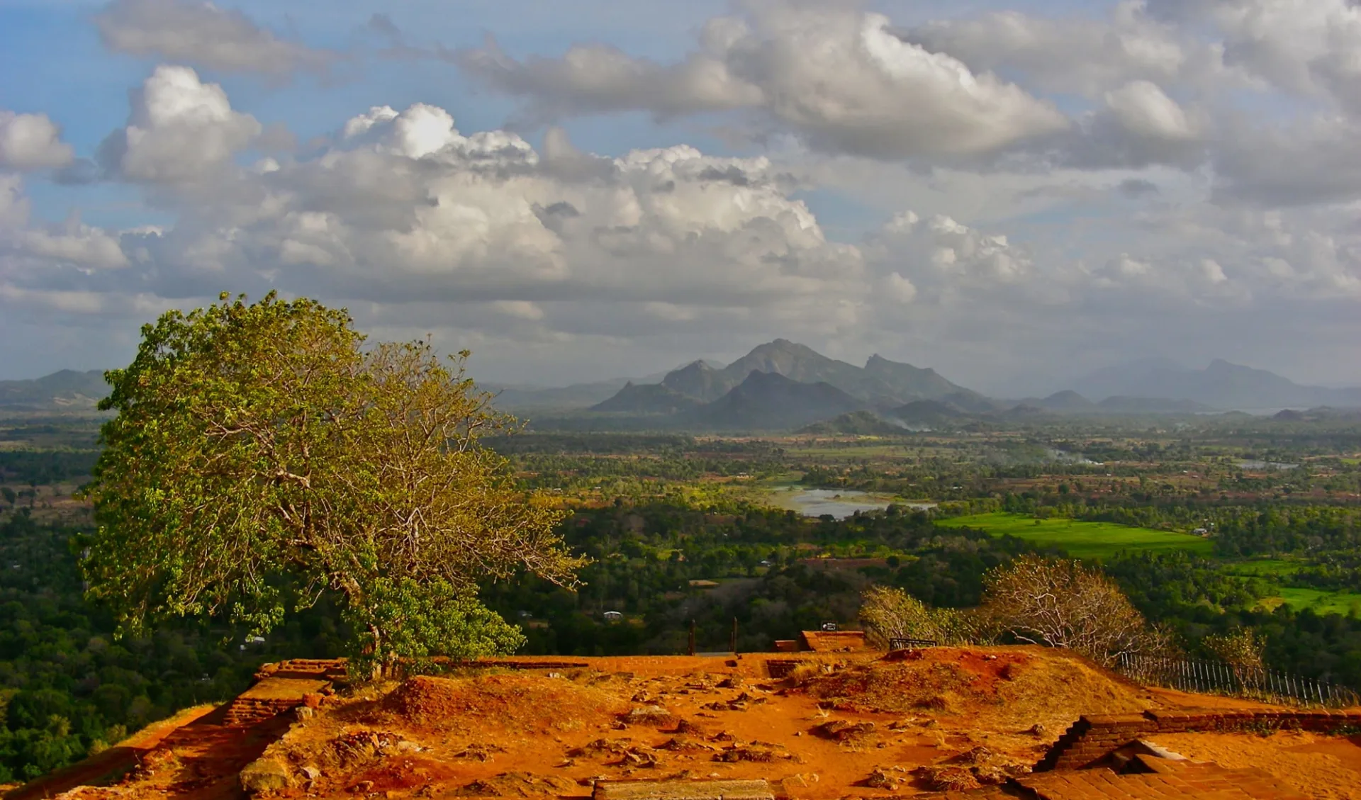 Sri Lanka Kompakt ab Colombo: Sigiriya: View from the top