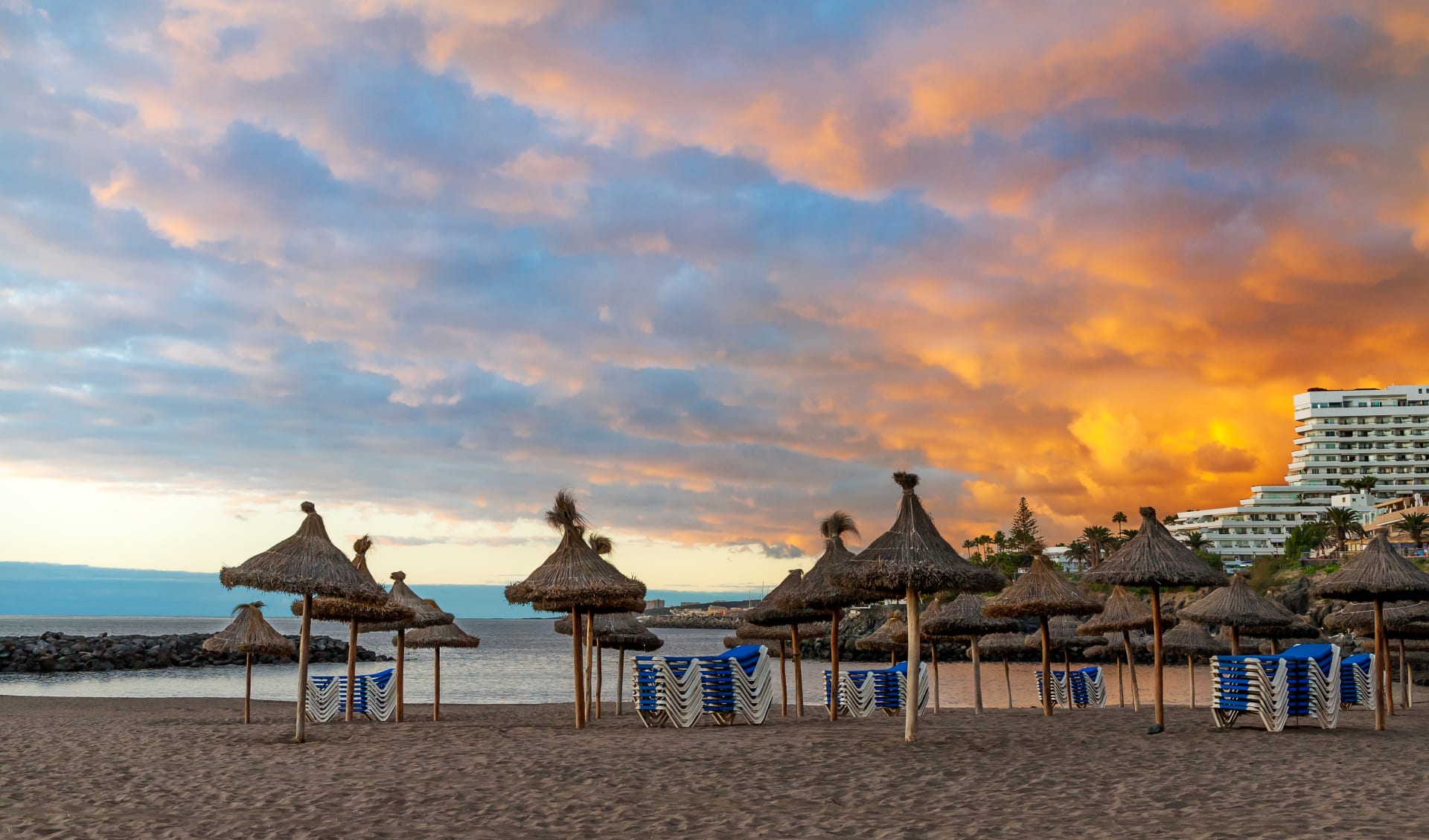 Badeferien im Alexandre Hotel Gala ab Teneriffa: Sonnenuntergang Playa de las America